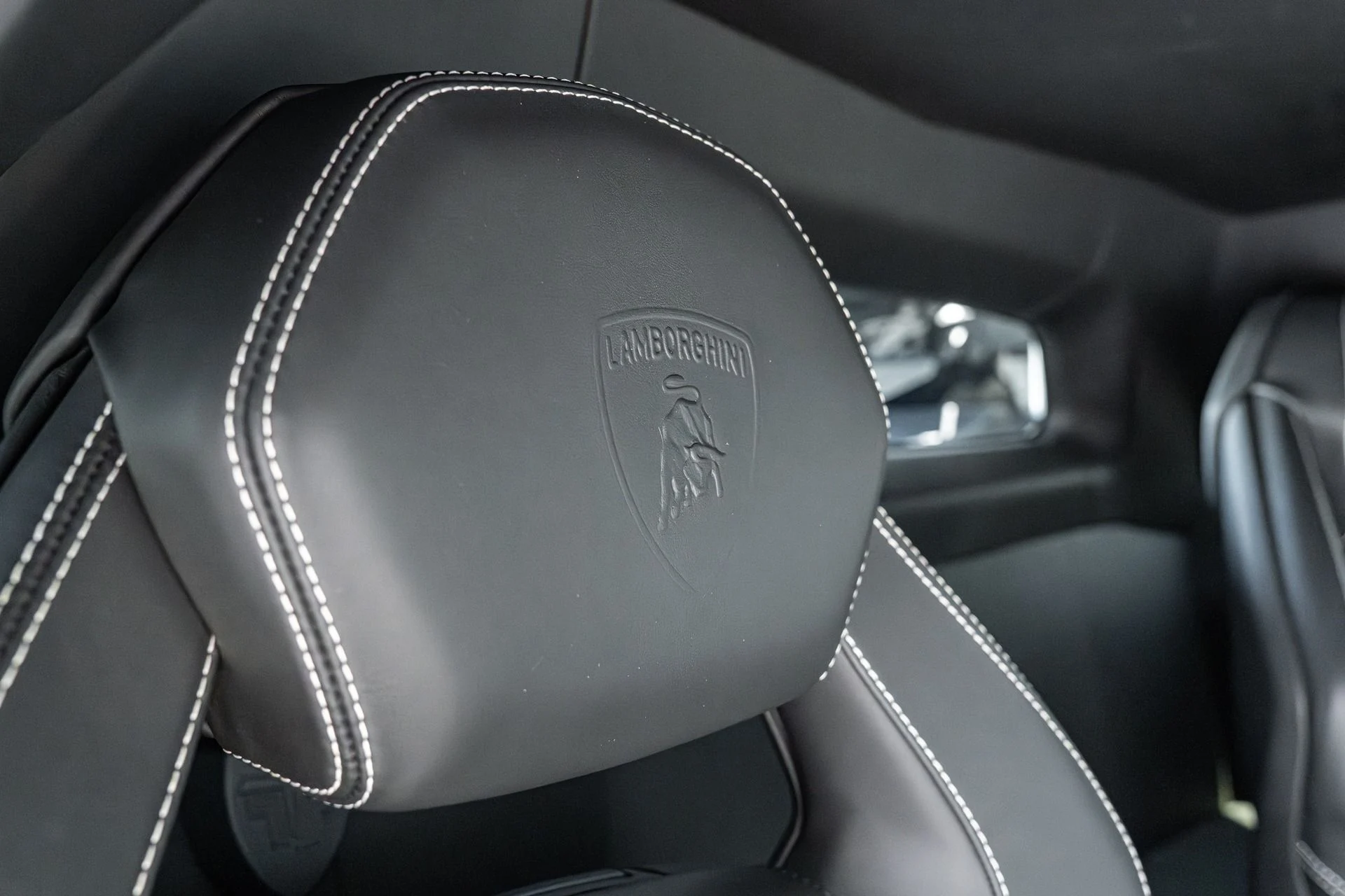 mph045_3074015860_Used_2013_Lamborghini_Aventador_LP_700_4_1753157593_abe9f11e1e