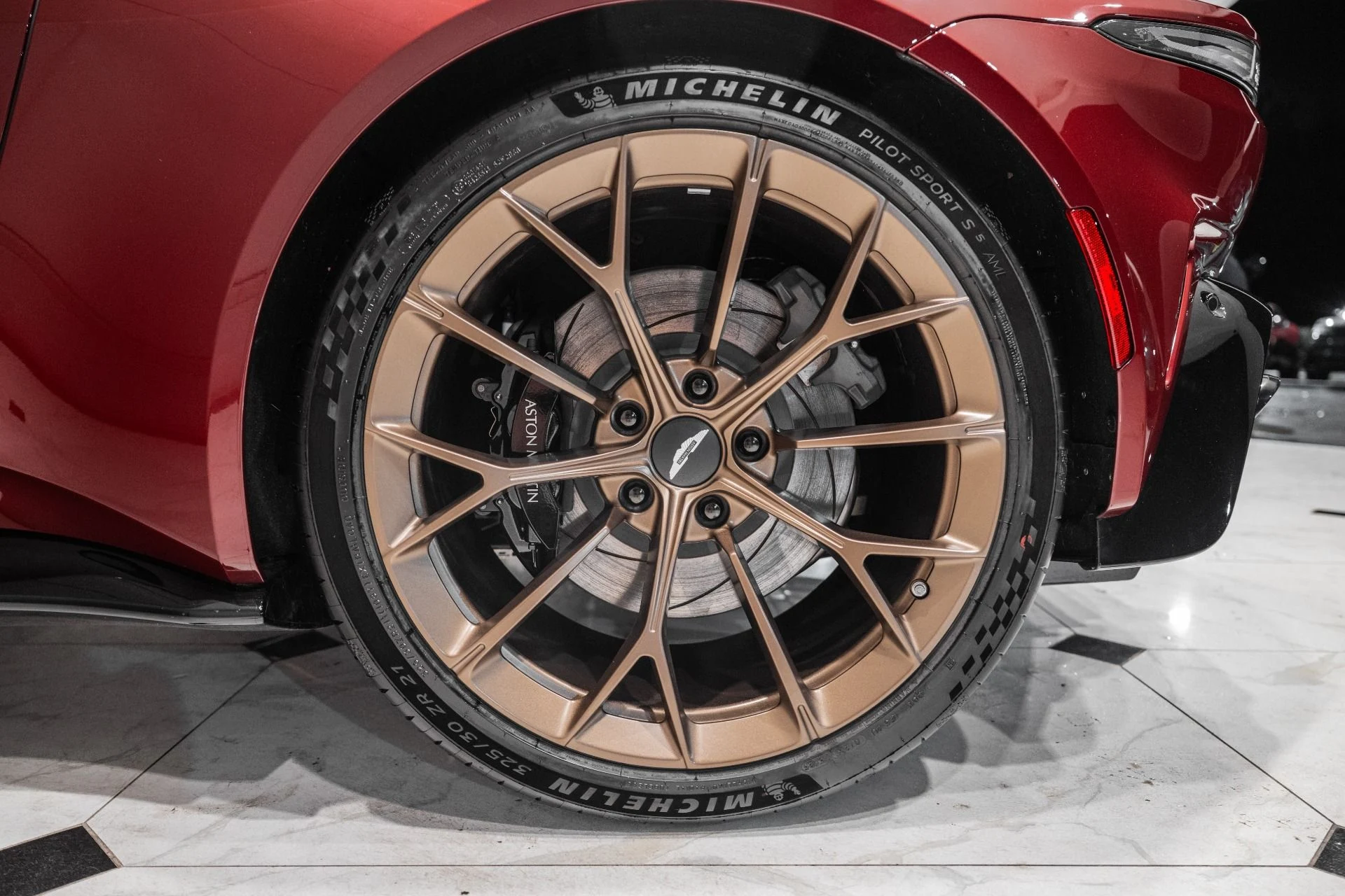 mph045_3079911065_New_2026_Aston_Martin_Vantage_S_Roadster_1784732743_be7ba54686