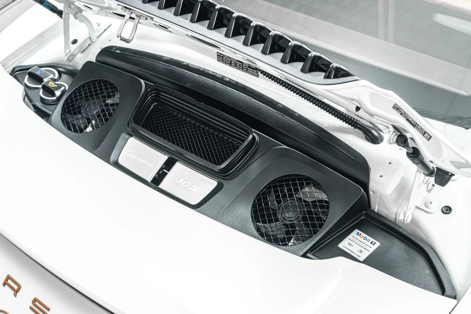 mph045_3087504104_Used_2019_Porsche_911_Carrera_4_S_Sport_Package_Two_Tone_Interior_1782227287_6ef59f8654