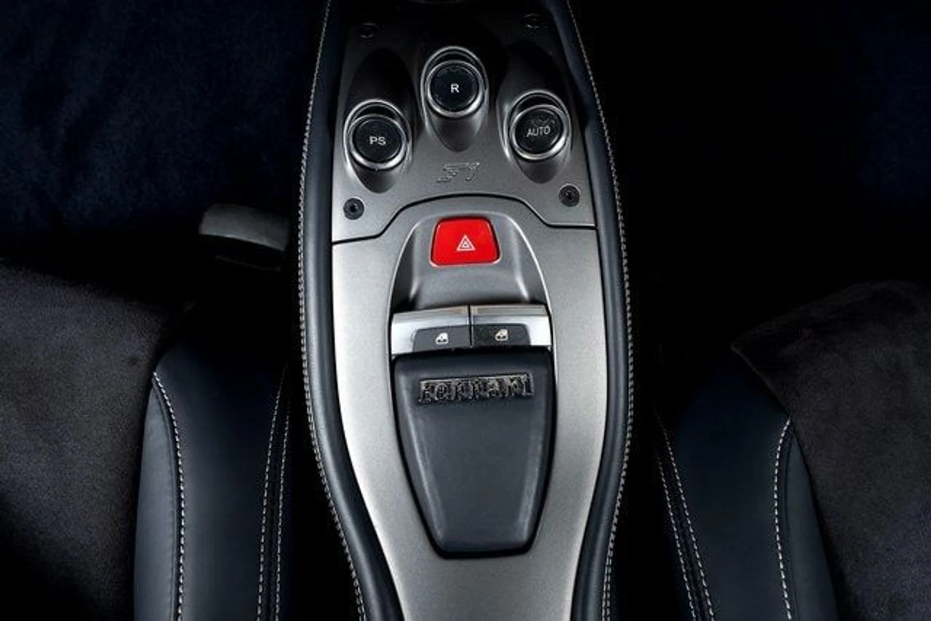 mph045_3087604268_e335e341da14807661eca1a647dd5503x_da02fe58ff