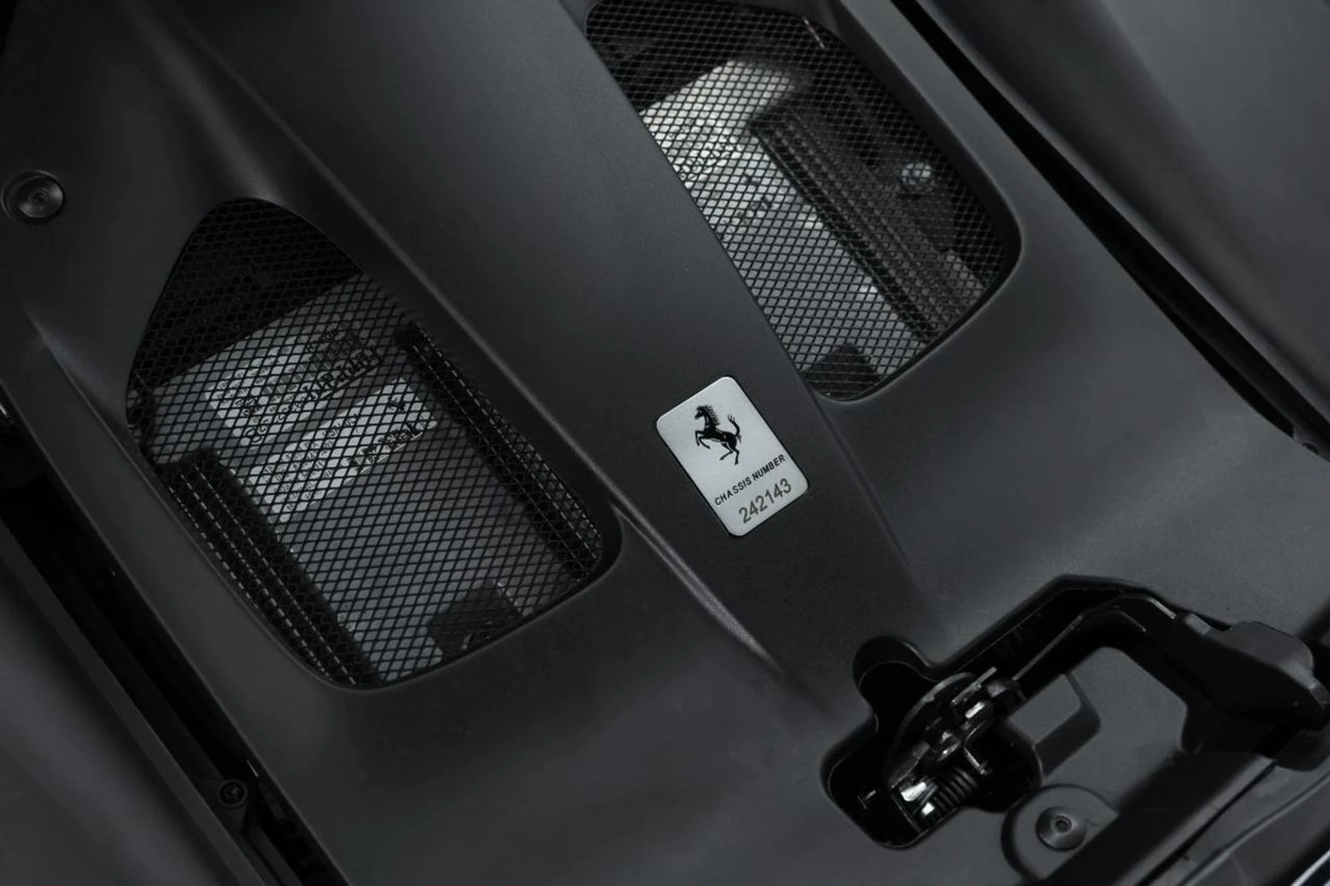 mph045_31288751_ce37d906f777f2968561a3a595aecf89_4e37ced90f