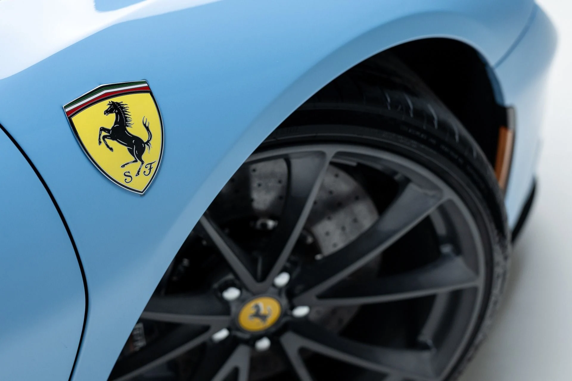 mph045_3132388052_13031_p46_l_9301ee9de3