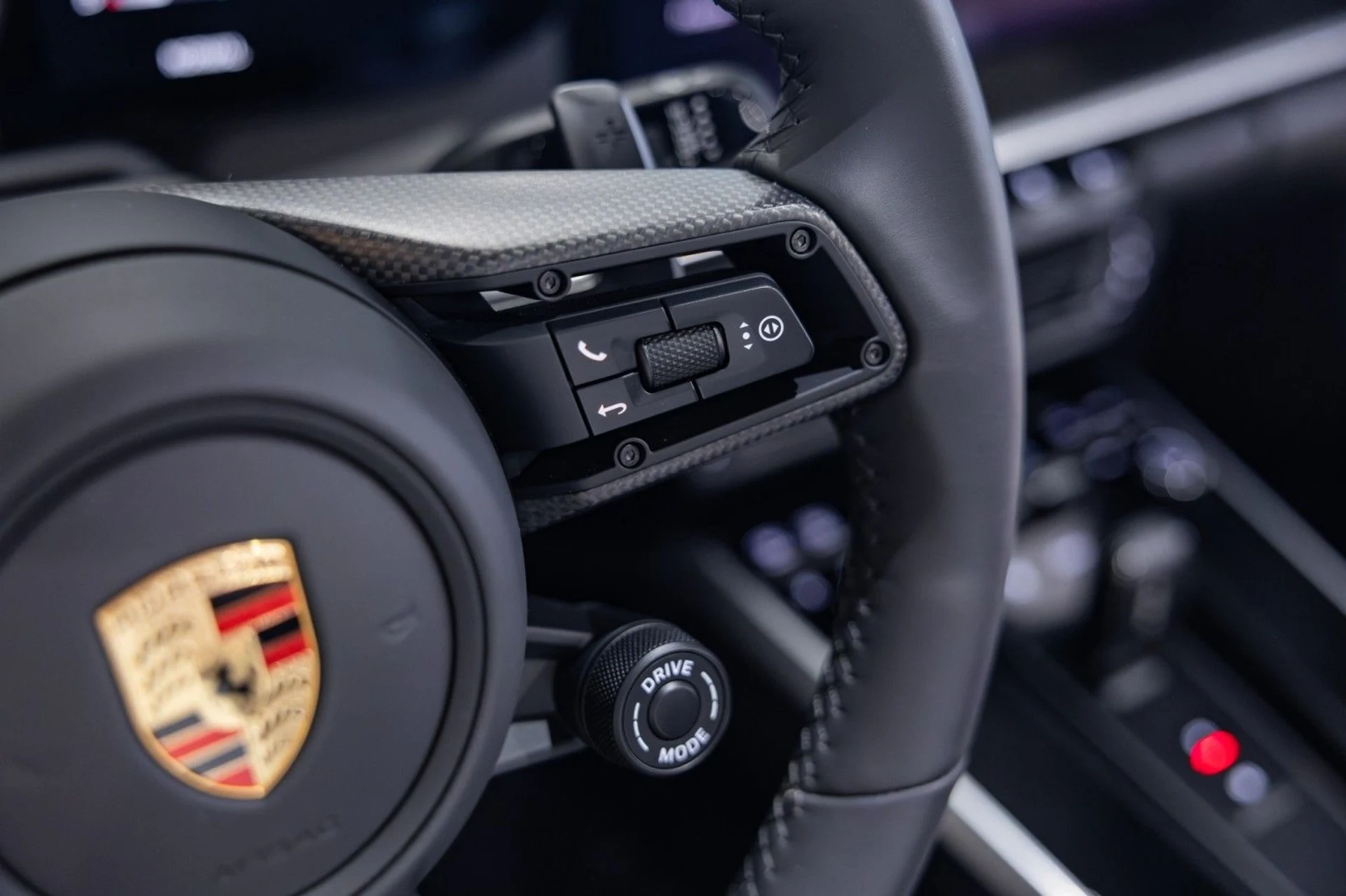 mph045_314135089_Uw_640c7ad374