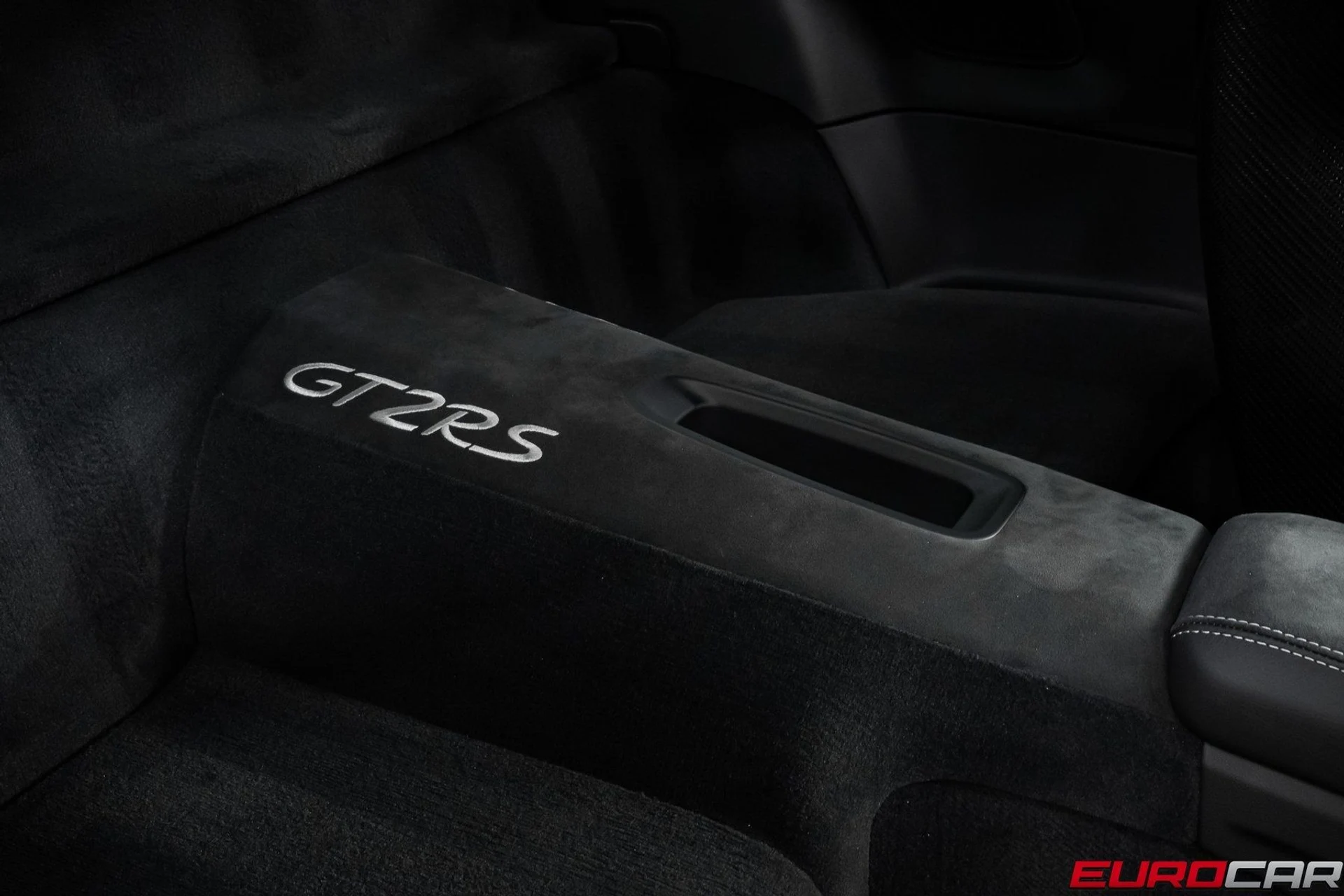 mph045_3147993183_image_46_aced682c82