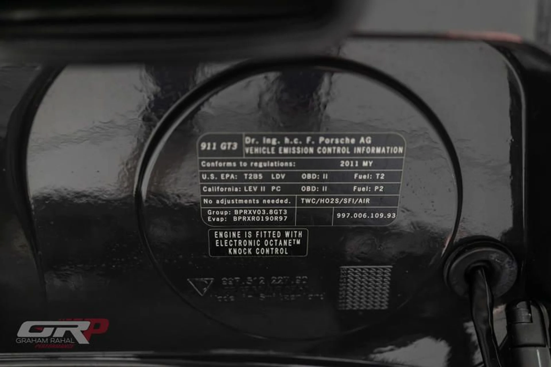 mph045_316502253_B50362_FF_FB_41_4_D17_9524_9_FAEB_4_BAEED_6_c2123438b9