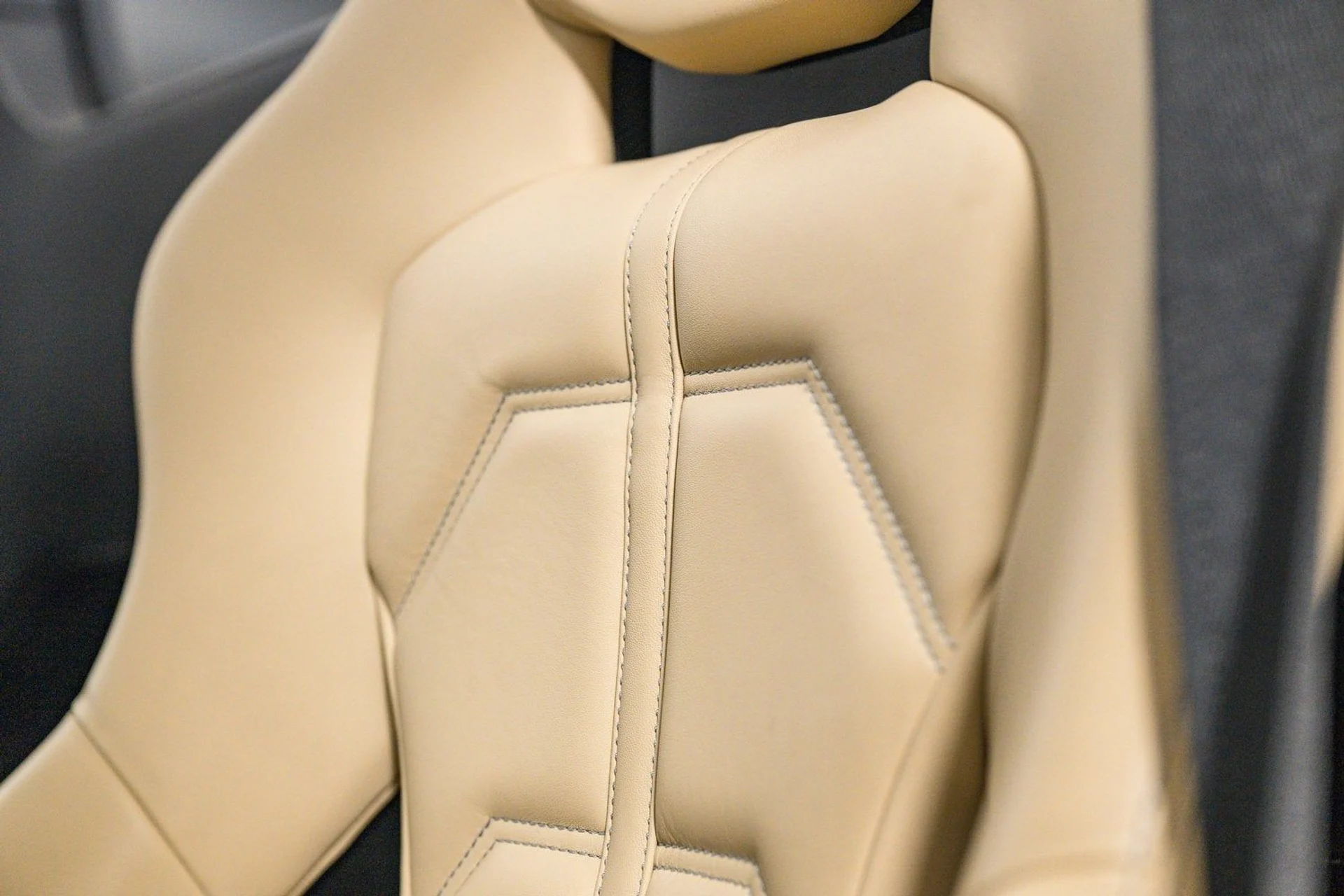 mph045_3189946448_de10e7cde72a4f1ebf0cfb38b48984dd_4692d2f42d