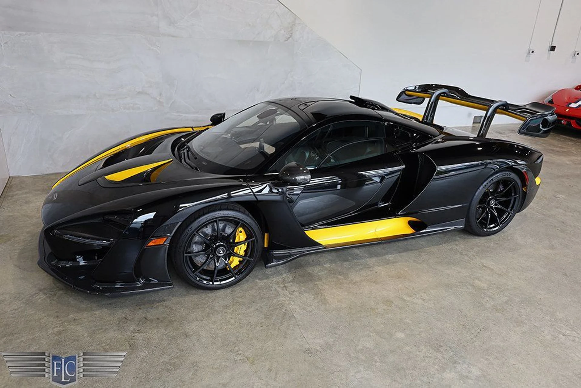 mph045_3200414125_used_2019_mclaren_senna_9689_22907327_46_1024_3cb98a76d3