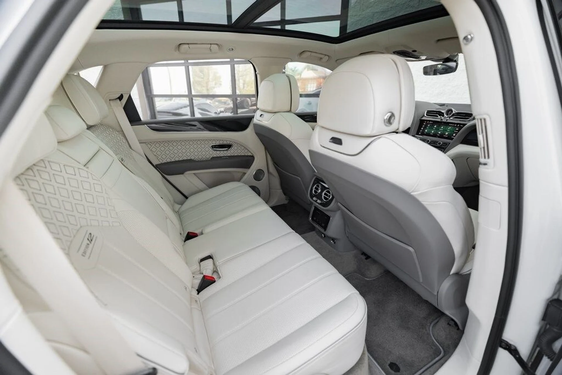 mph045_3203239811_eb9c97d220c4718c12a88928d6639ef0x_ea59d6e481