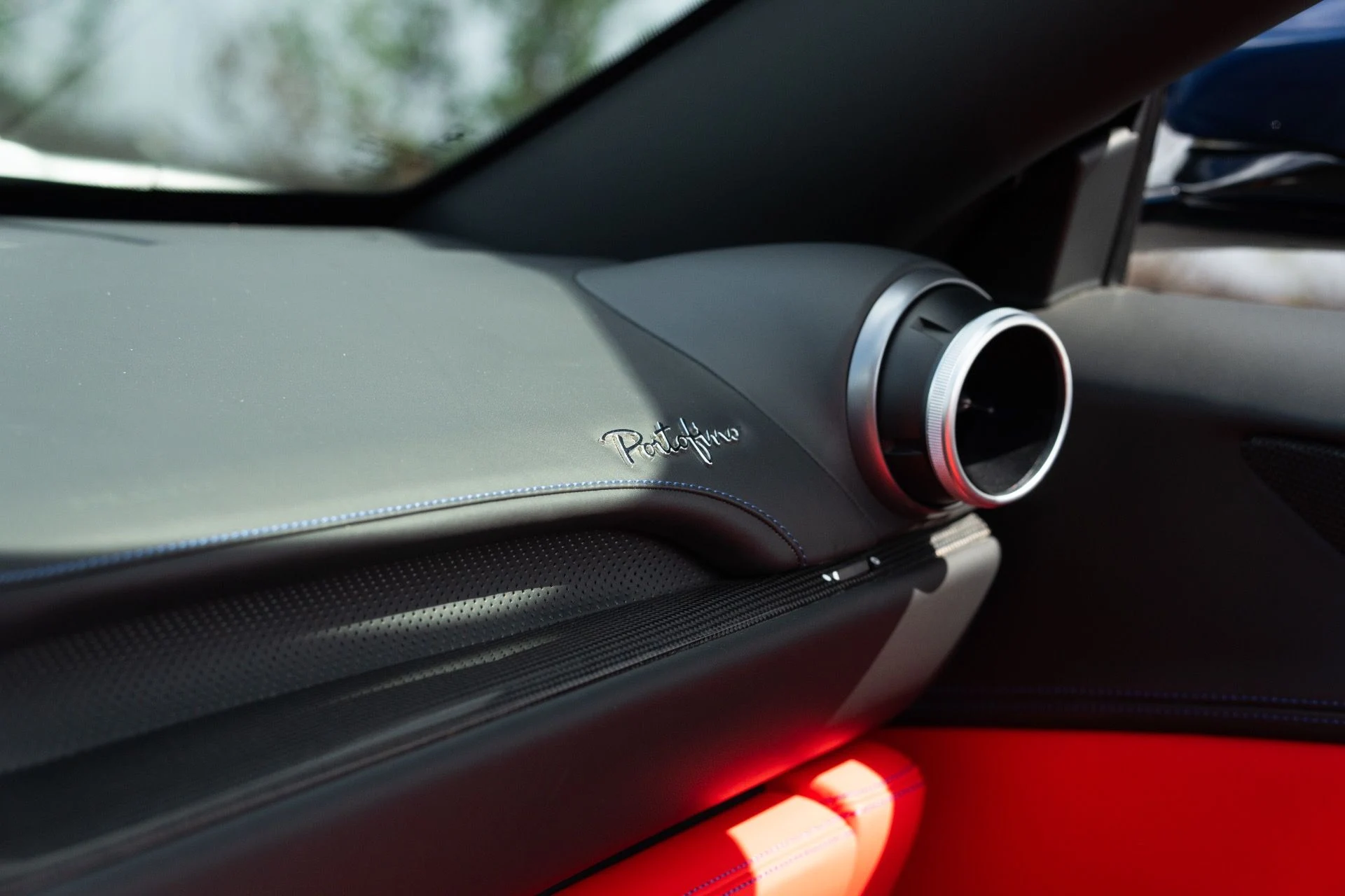 mph045_3221164249_Used_2019_Ferrari_Portofino_1780888386_f95c5fe1d1