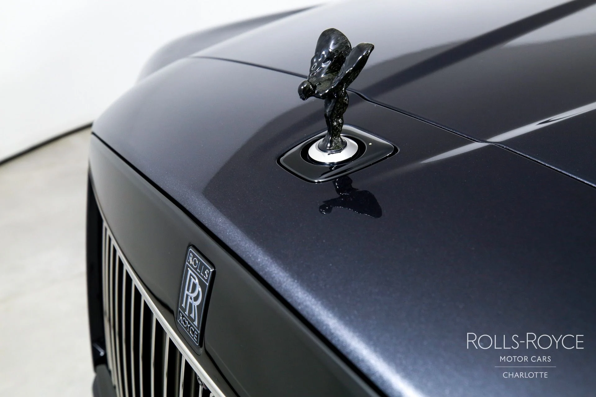 mph045_3233876069_Used_2025_Rolls_Royce_Black_Badge_Cullinan_1754340686_ad9b4f386b