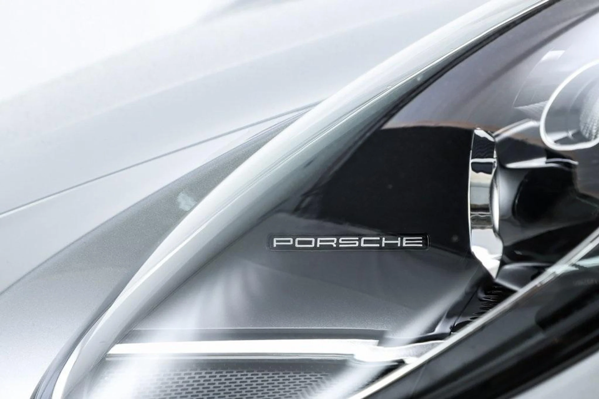 mph045_3241740303_AFP_Ts_Xa_gr_D_Nmx6oi5xczd_Ba_XDE_06768985a4