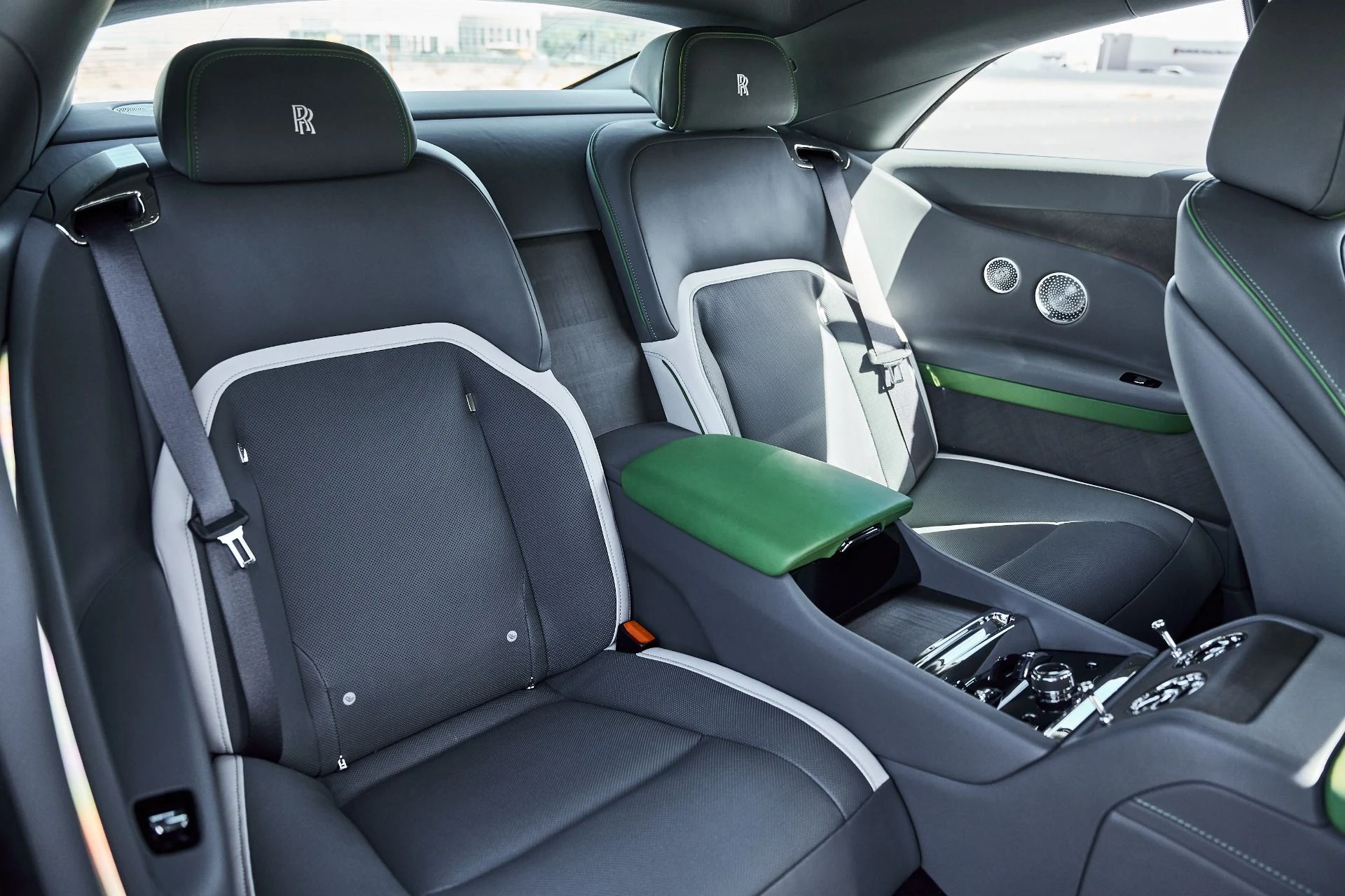 mph045_3244830618_Used_2024_Rolls_Royce_Spectre_Mansory_1776840095_c3247d957b