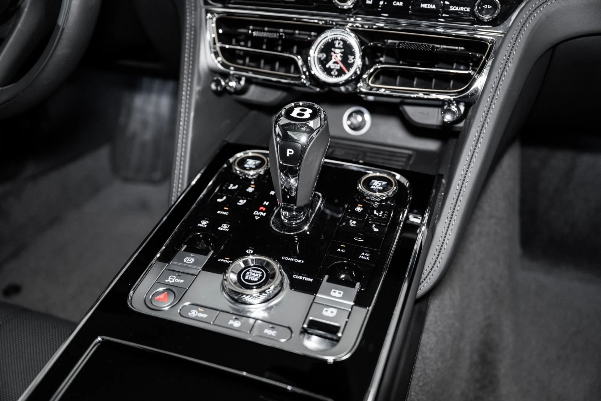 mph045_3254788797_Used_2024_Bentley_Flying_Spur_Speed_1741190012_e7f0c5e3f0
