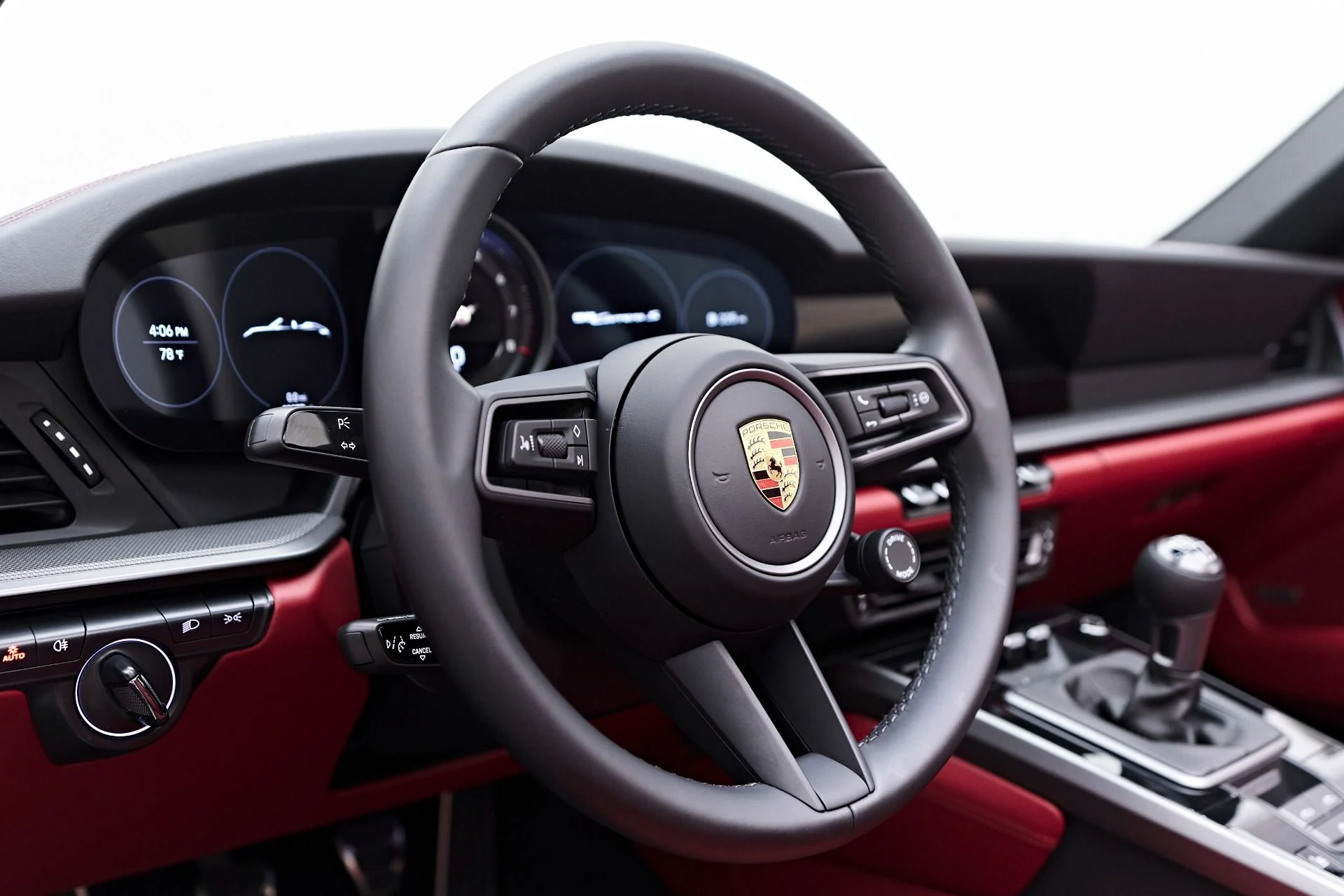 mph045_3258257602_Used_2022_Porsche_911_Carrera_S_1759192891_0197f19519