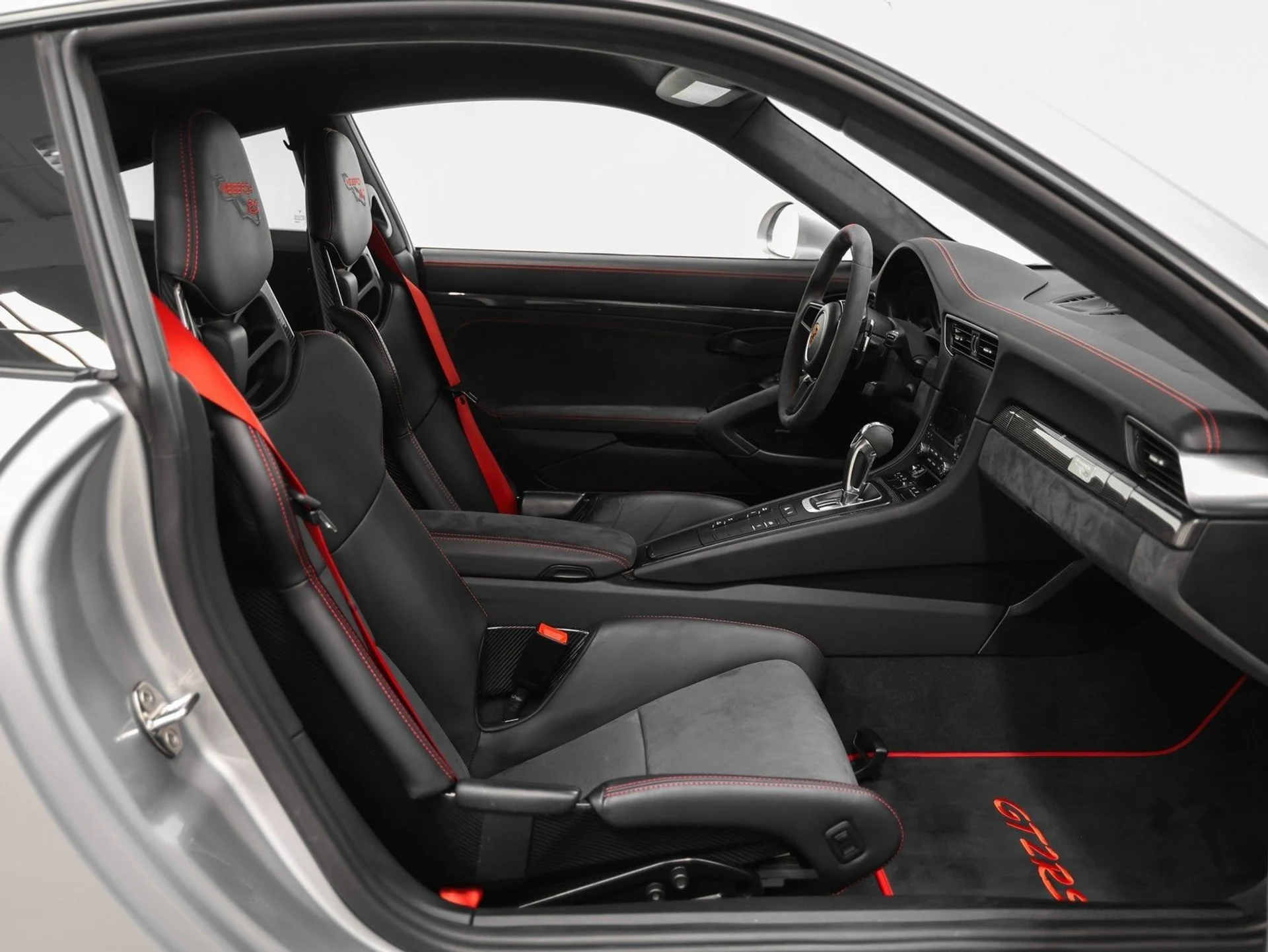 mph045_3262072940_46_ee2b3c9809