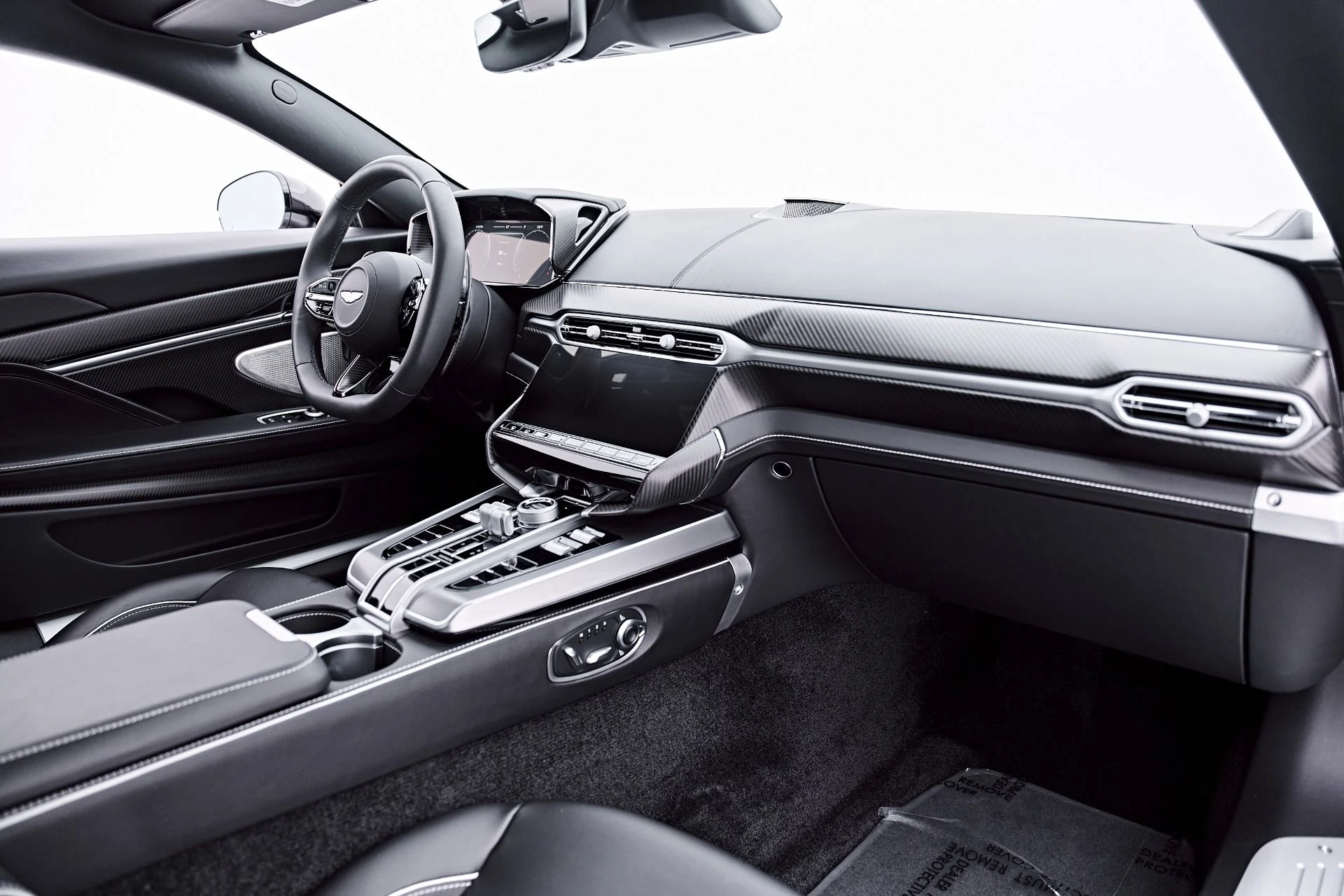 mph045_3268505193_Used_2025_Aston_Martin_Vanquish_V12_1786045845_95e24528b7