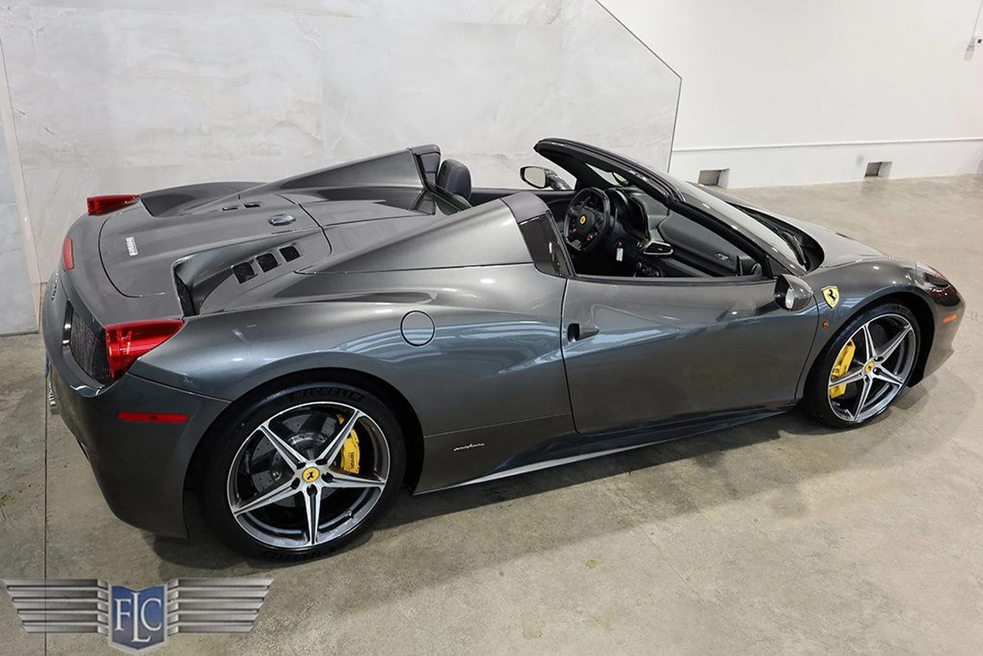 mph045_3283315609_used_2013_ferrari_458_italia_2drconvertible_9689_22957289_46_1024_7fd7757b2c