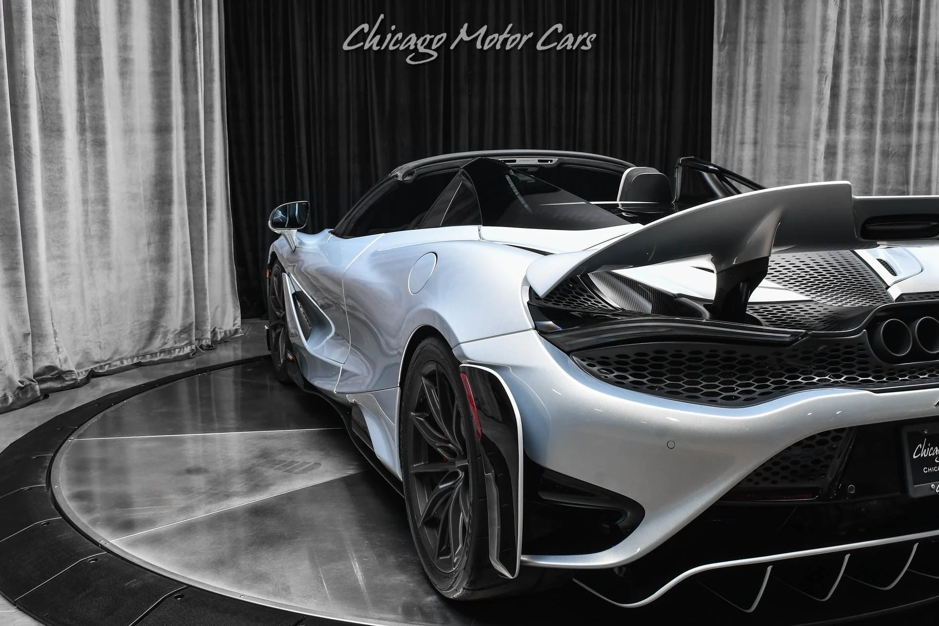 mph045_3289038537_11177_p46_l_90bc6d86a5