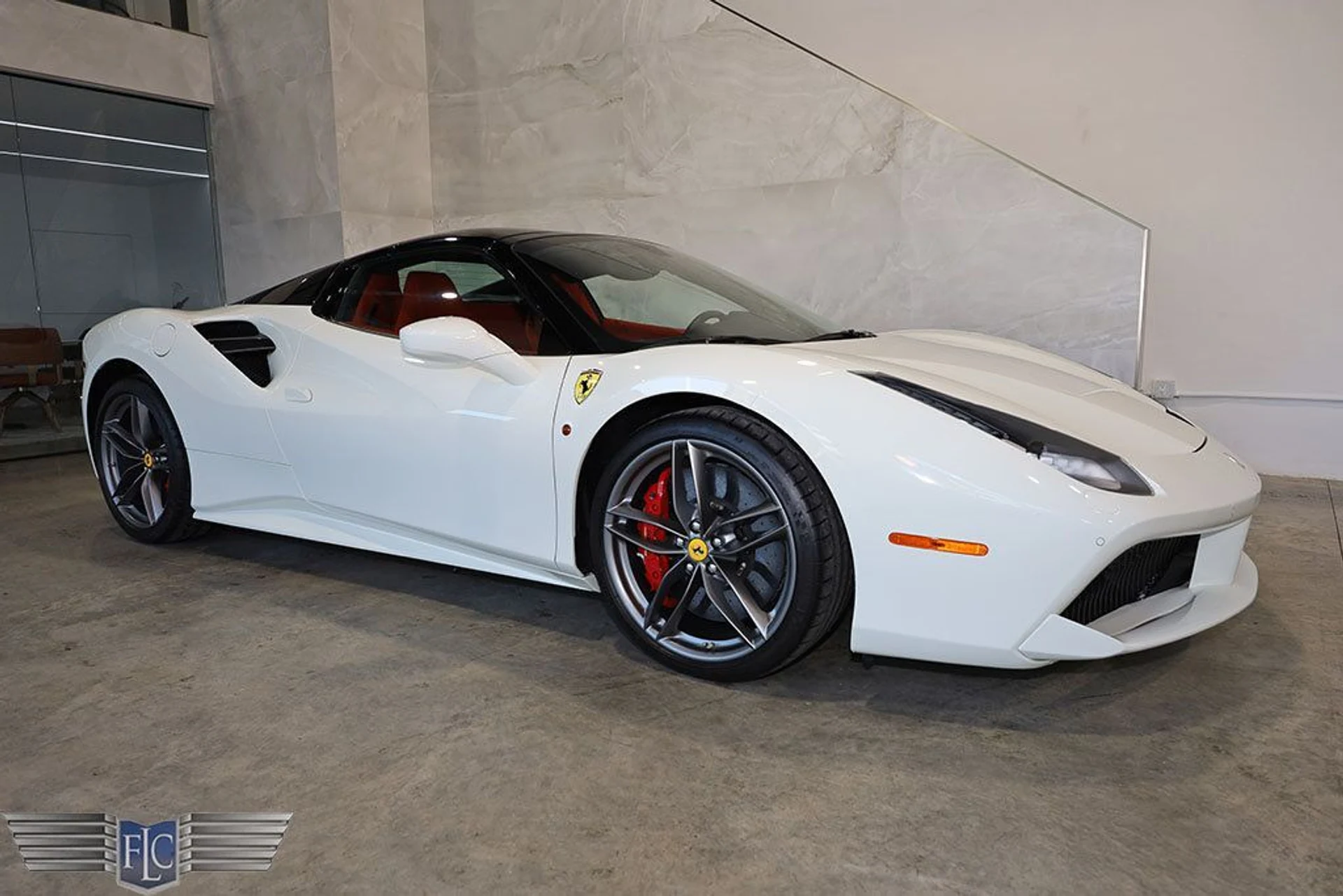 mph045_3299205193_used_2019_ferrari_488_spider_convertible_9689_22223327_46_1024_f34f64dab0