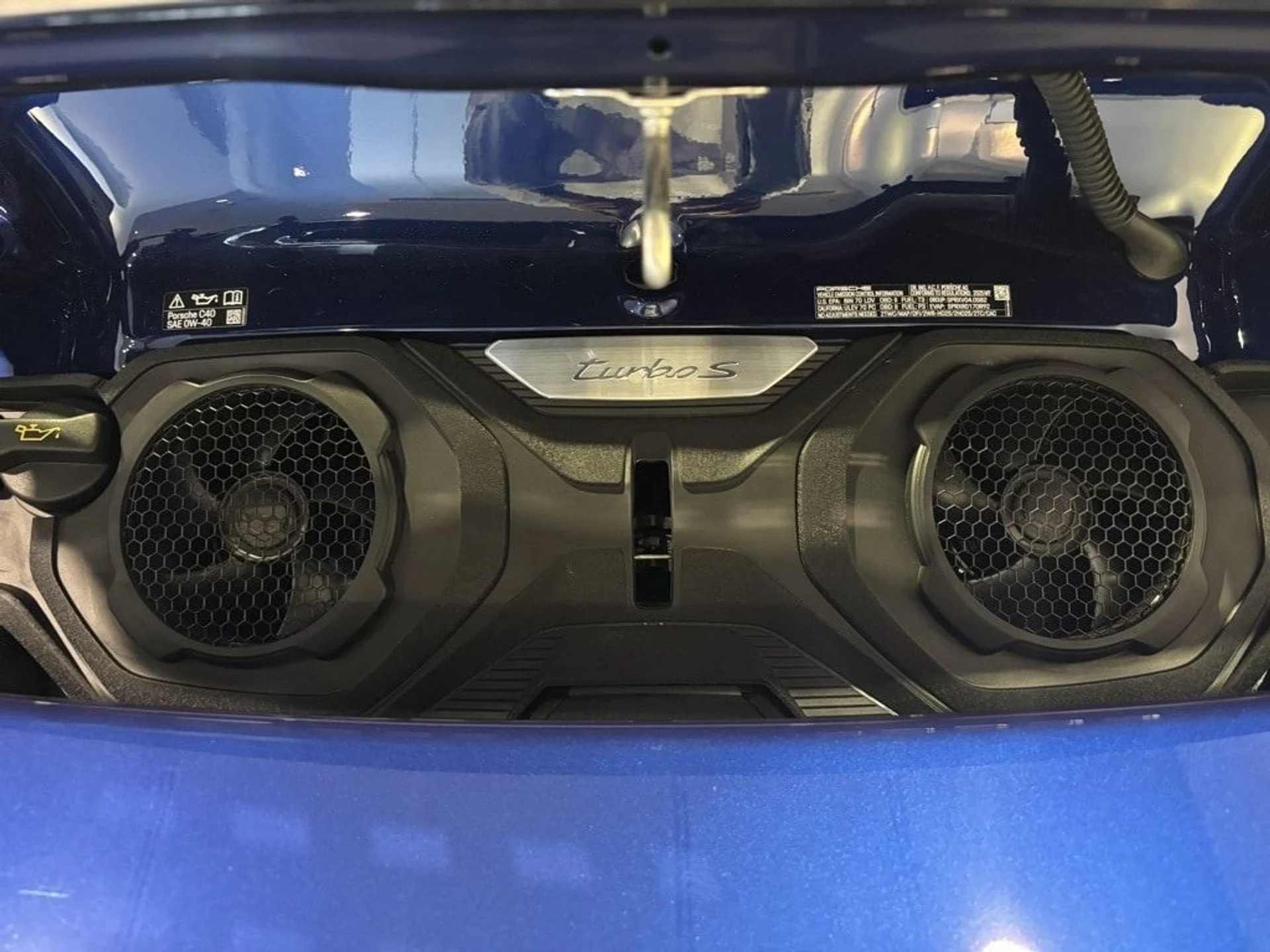 mph045_3304218770_4c8fc387da7d6e1e077d9339c215a3aex_62087494a4