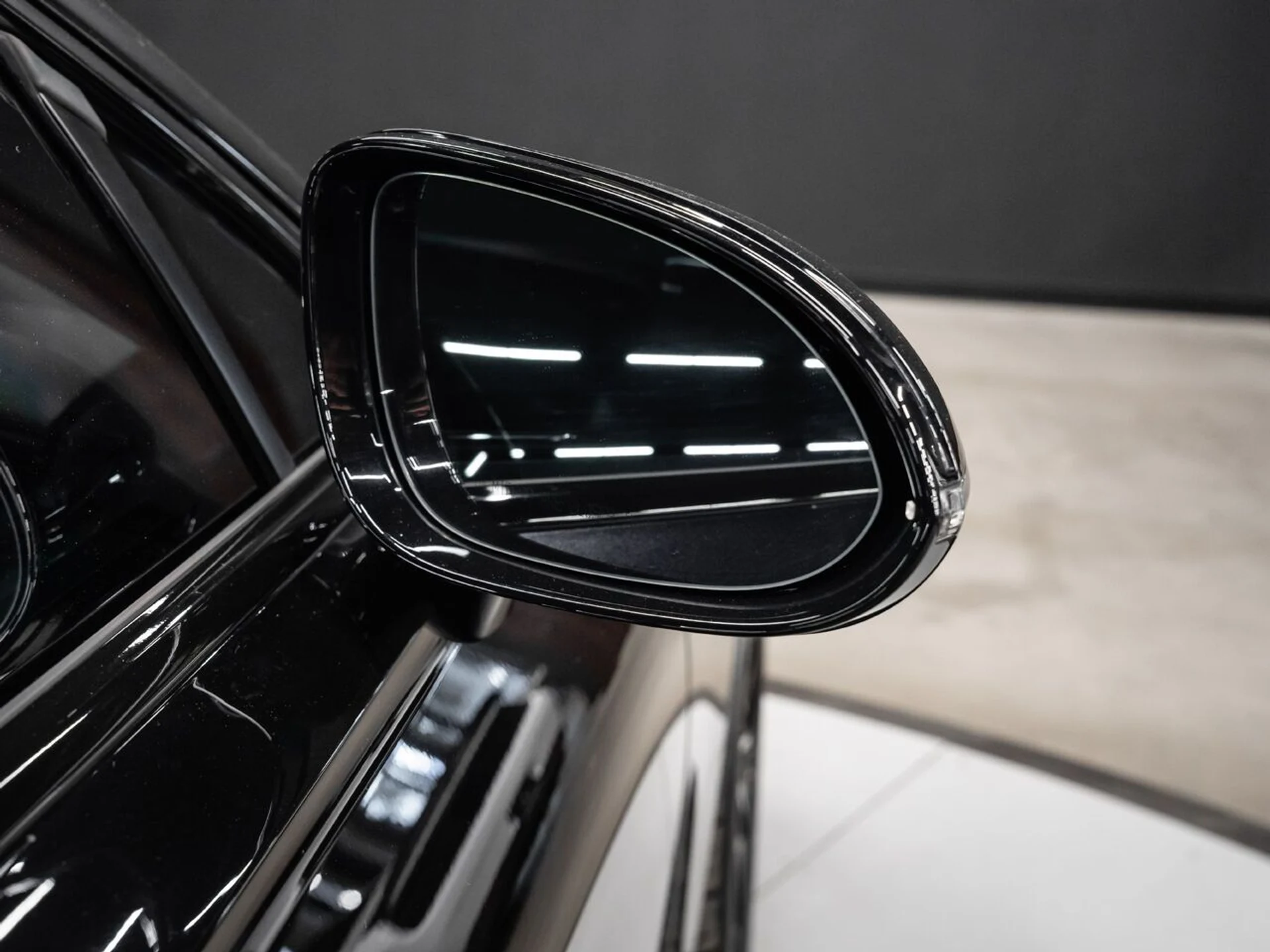 mph045_3333914683_bentley_continental_2022_d5a3029192