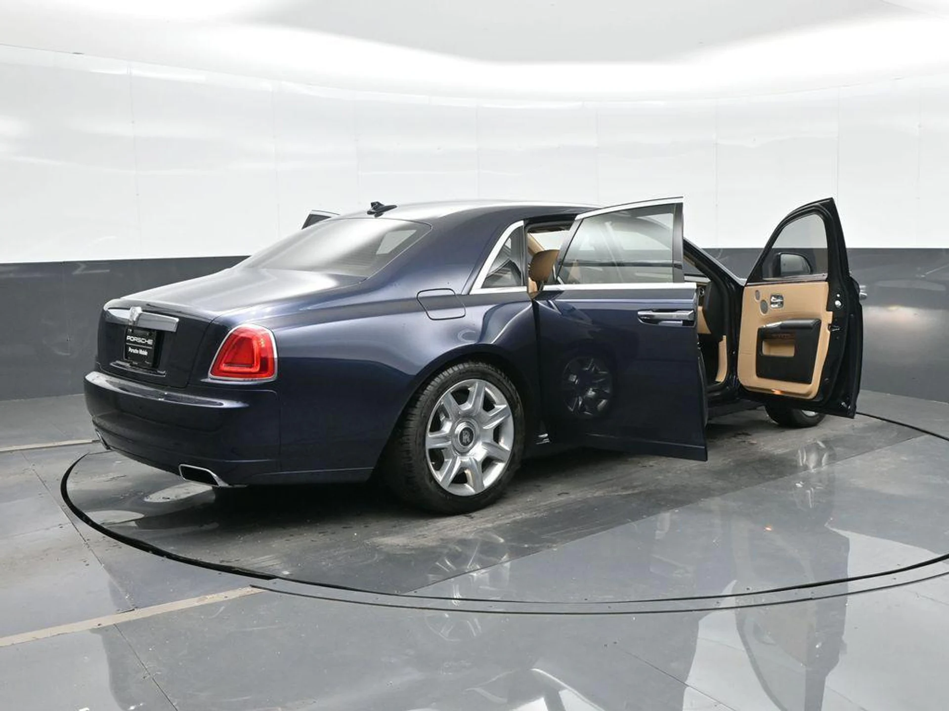 mph045_3339700125_504934488_69bab6520d72388dfee766eb_422bb8ea37