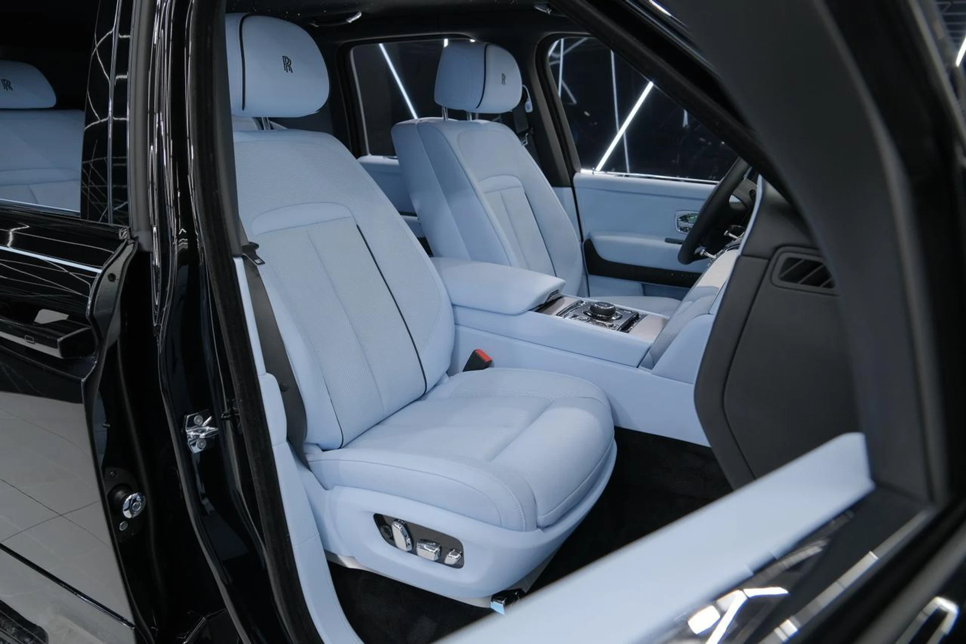 mph045_334911452_901e769e27ba17cfa32d36b1b6ed879f_a99fcf6203