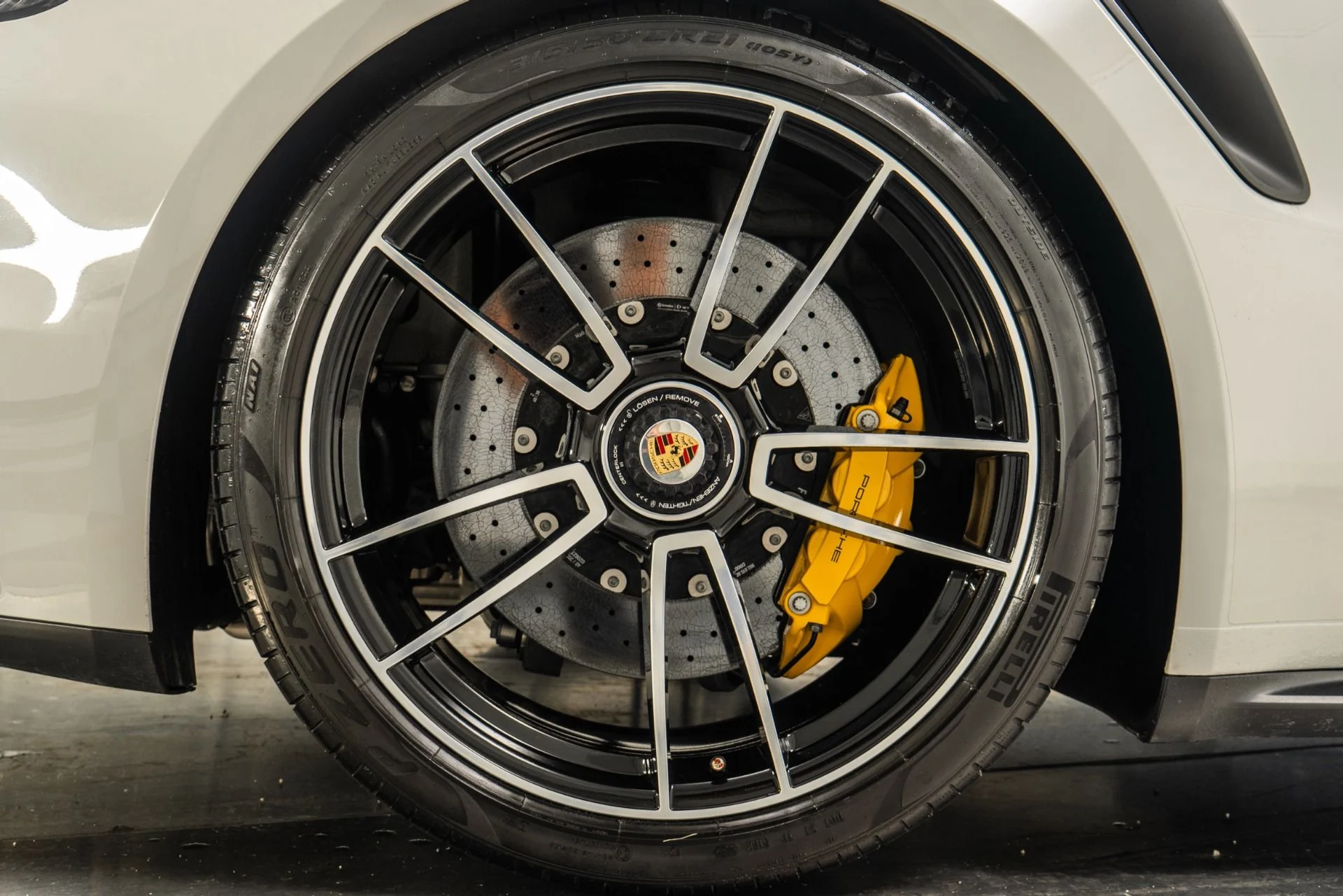mph045_3351068480_Used_2023_Porsche_911_Turbo_S_Cabriolet_1759780510_88bee71d00
