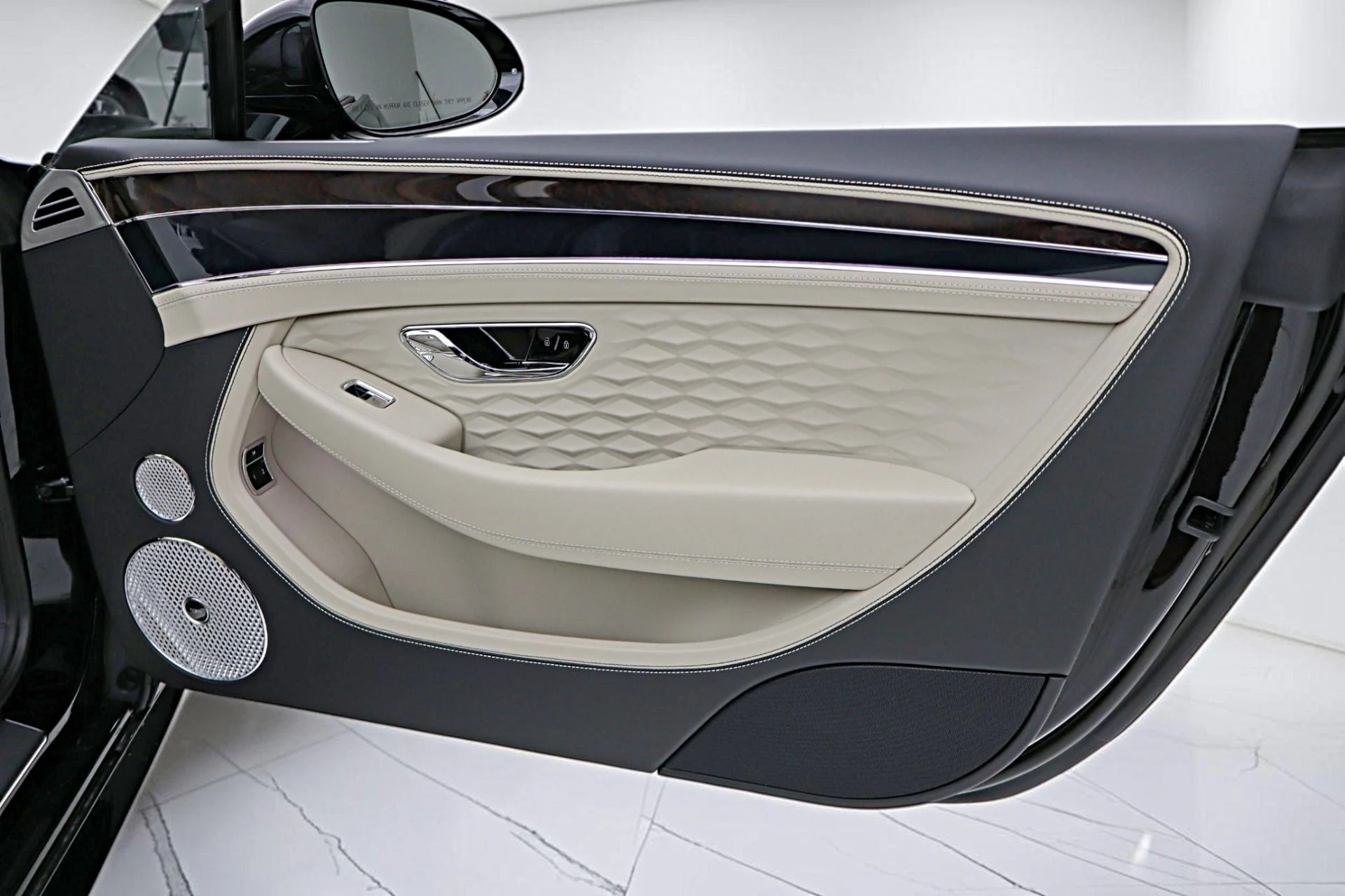 mph045_3359247635_New_2026_Bentley_Continental_GTC_Speed_9a2c6900d9
