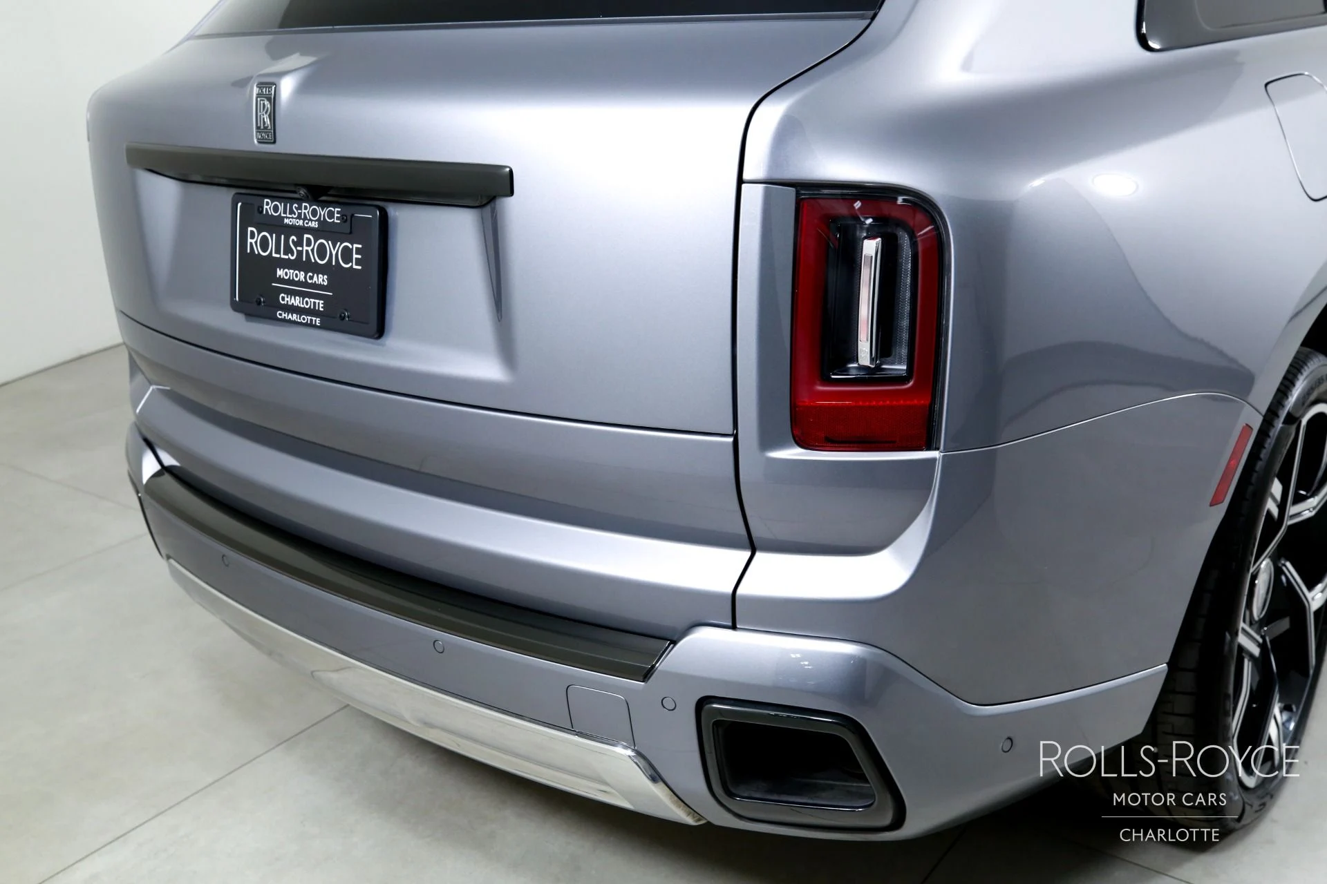 mph045_3368830836_Used_2026_Rolls_Royce_Black_Badge_Cullinan_1771362951_c07d8e60e6
