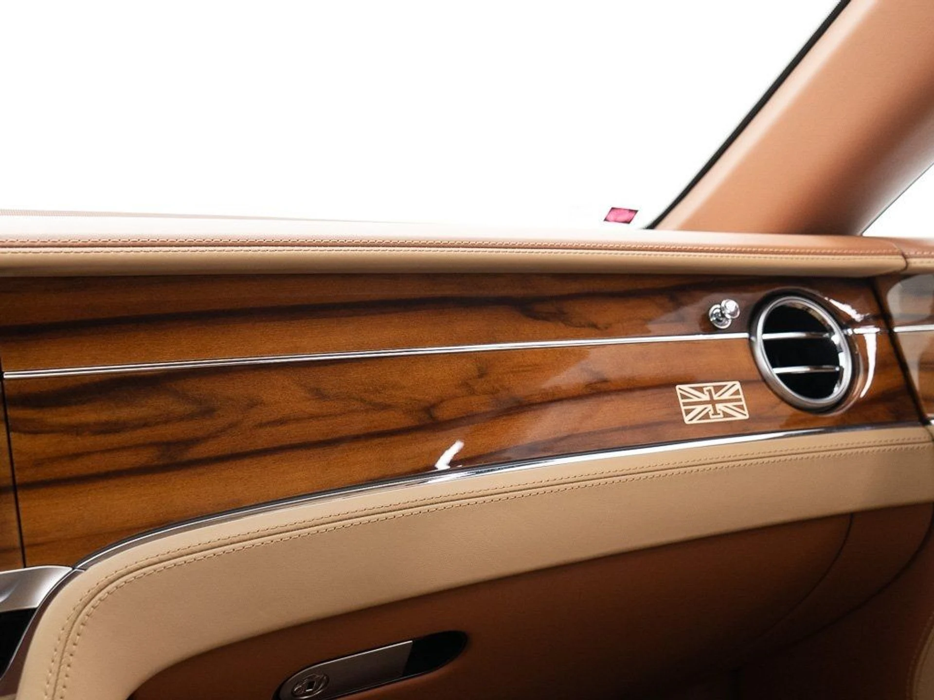 mph045_3382113301_3e27ed721459365b8056e814a785d761_c5c8e8d72b