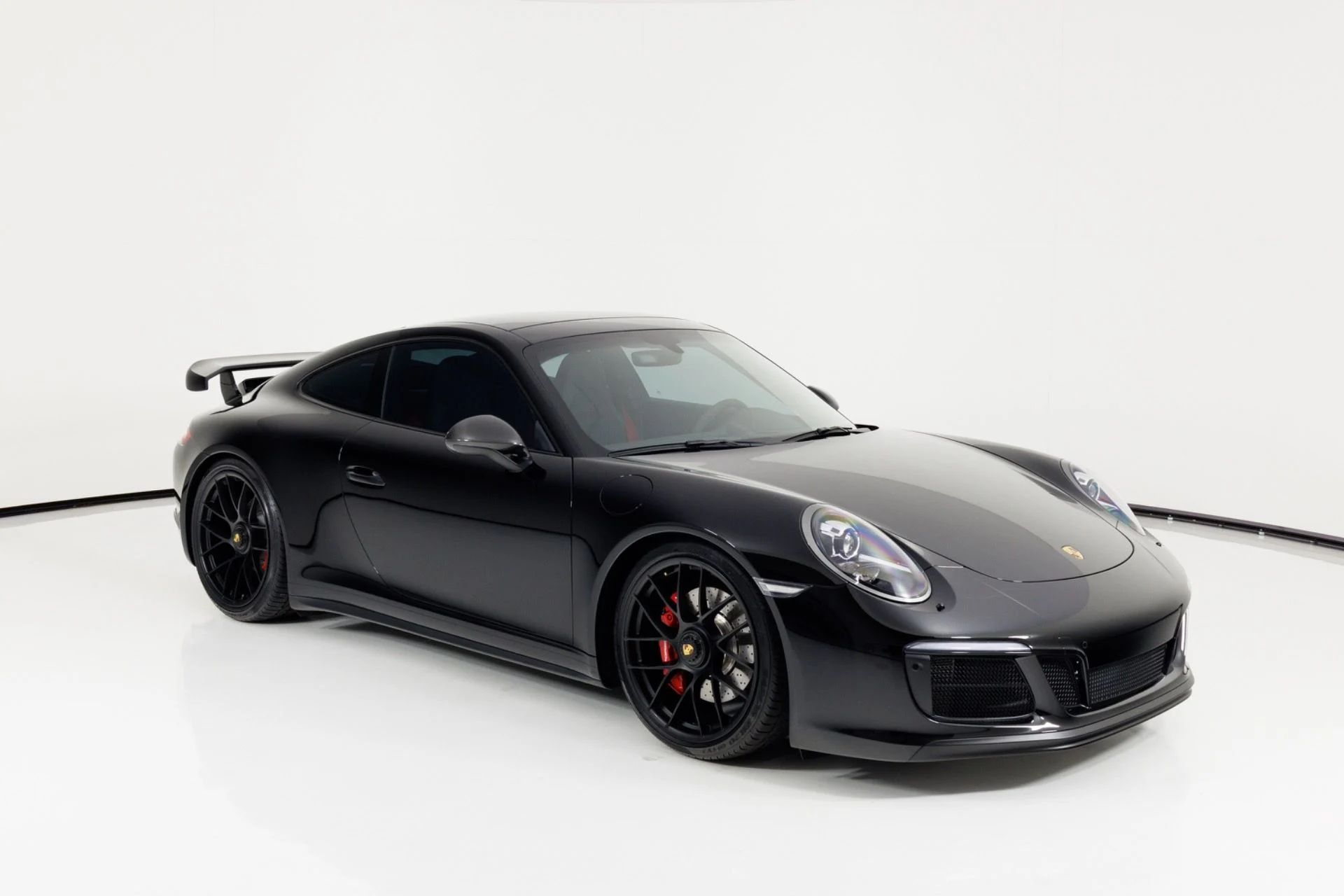 mph045_33927165_Used_2017_Porsche_911_Carrera_GTS_1787861335_7aed1e287c