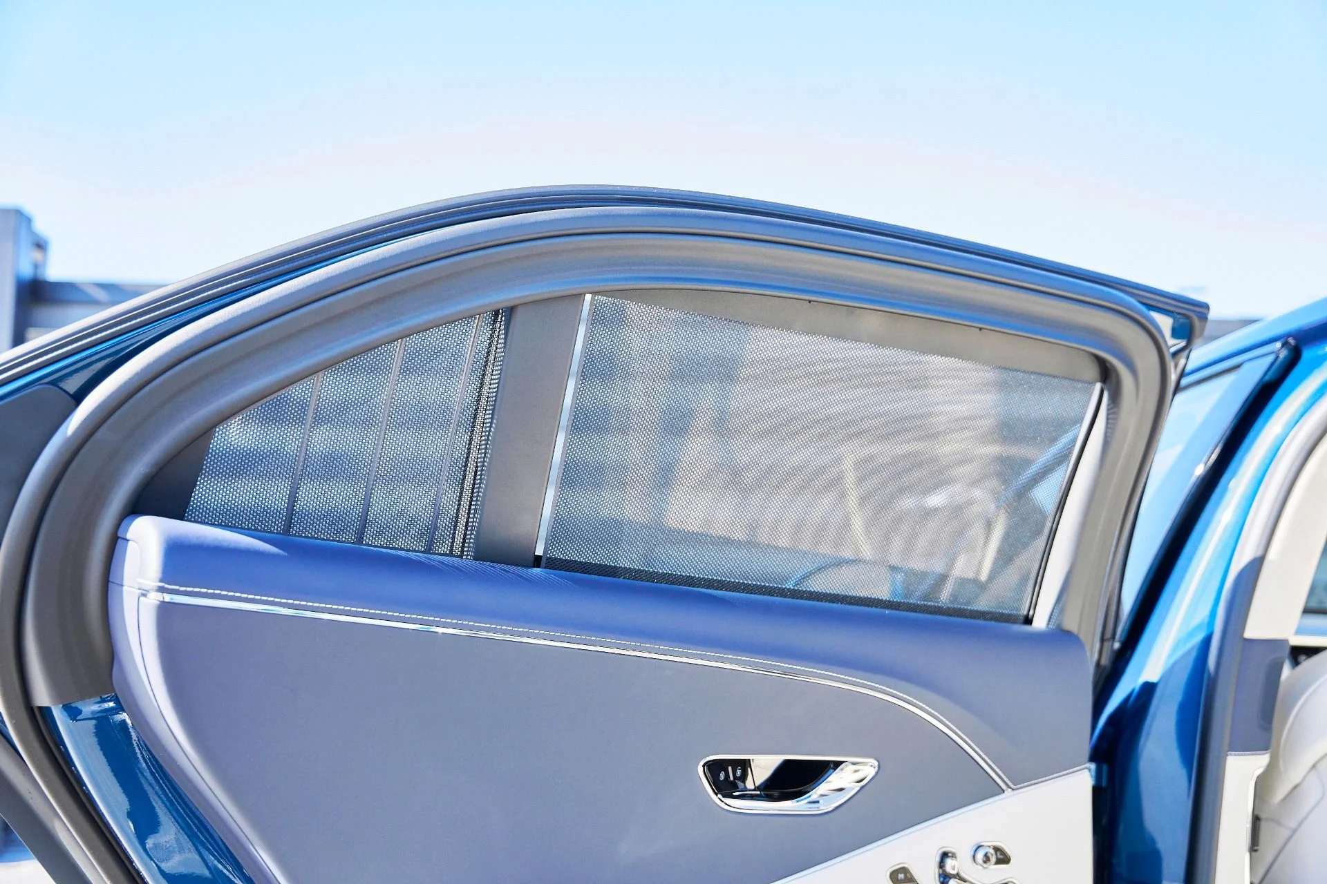 mph045_339997608_Used_2024_Bentley_Flying_Spur_Mulliner_V8_1768876615_39ea5753a6