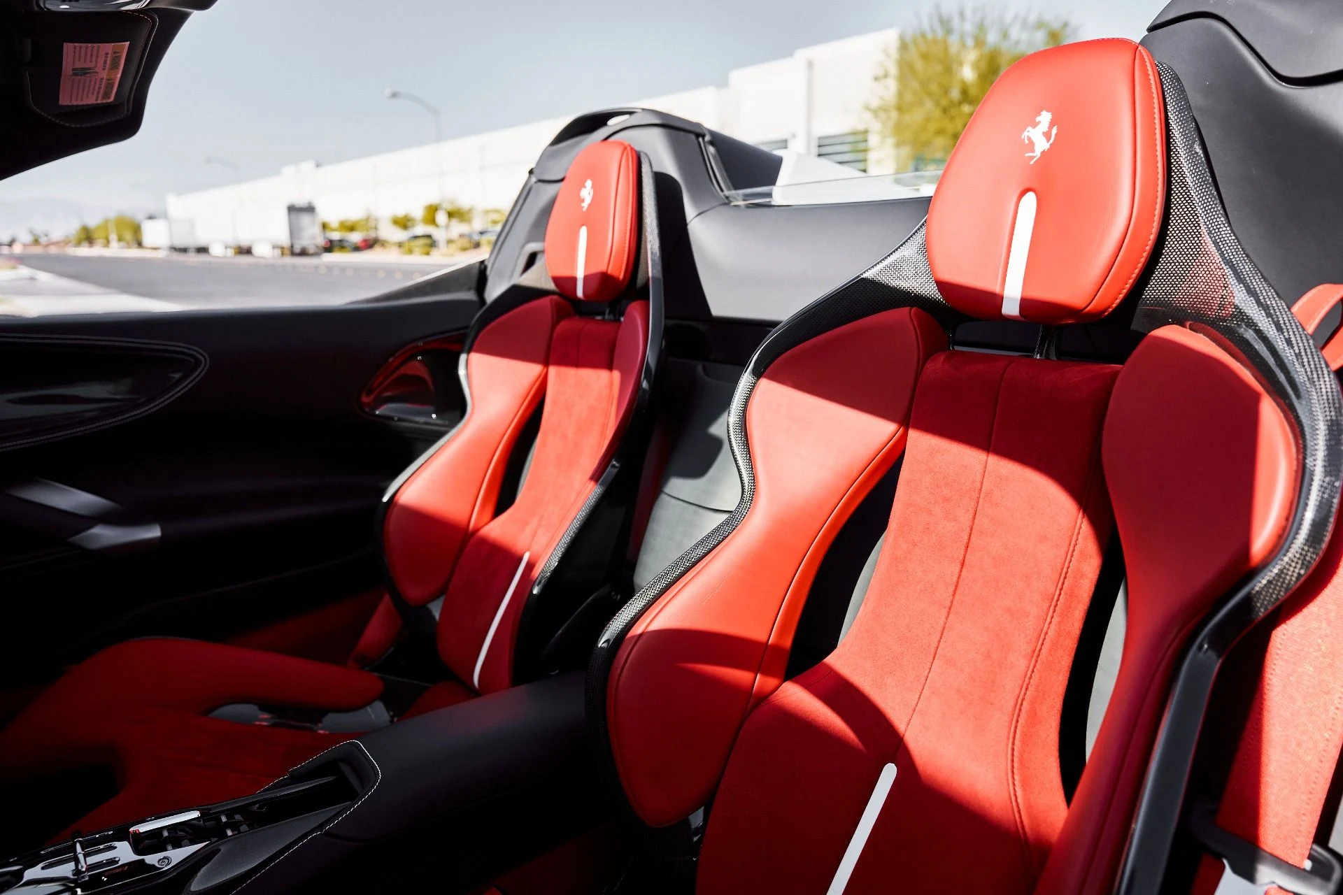 mph045_3405065583_Used_2025_Ferrari_SF_90_Spider_Base_1776876610_6c99372c43