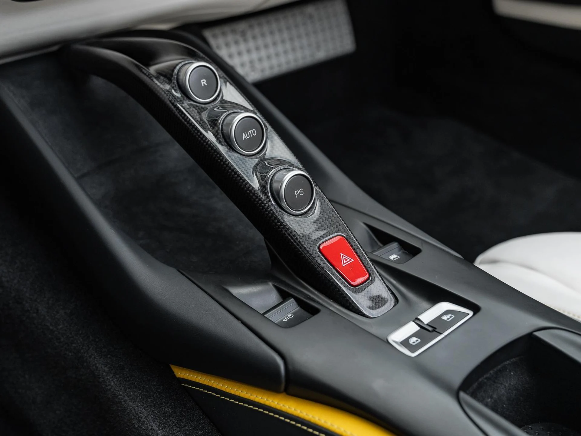 mph045_3410126765_Used_2021_Ferrari_812_GTS_1779998629_a2a812257f