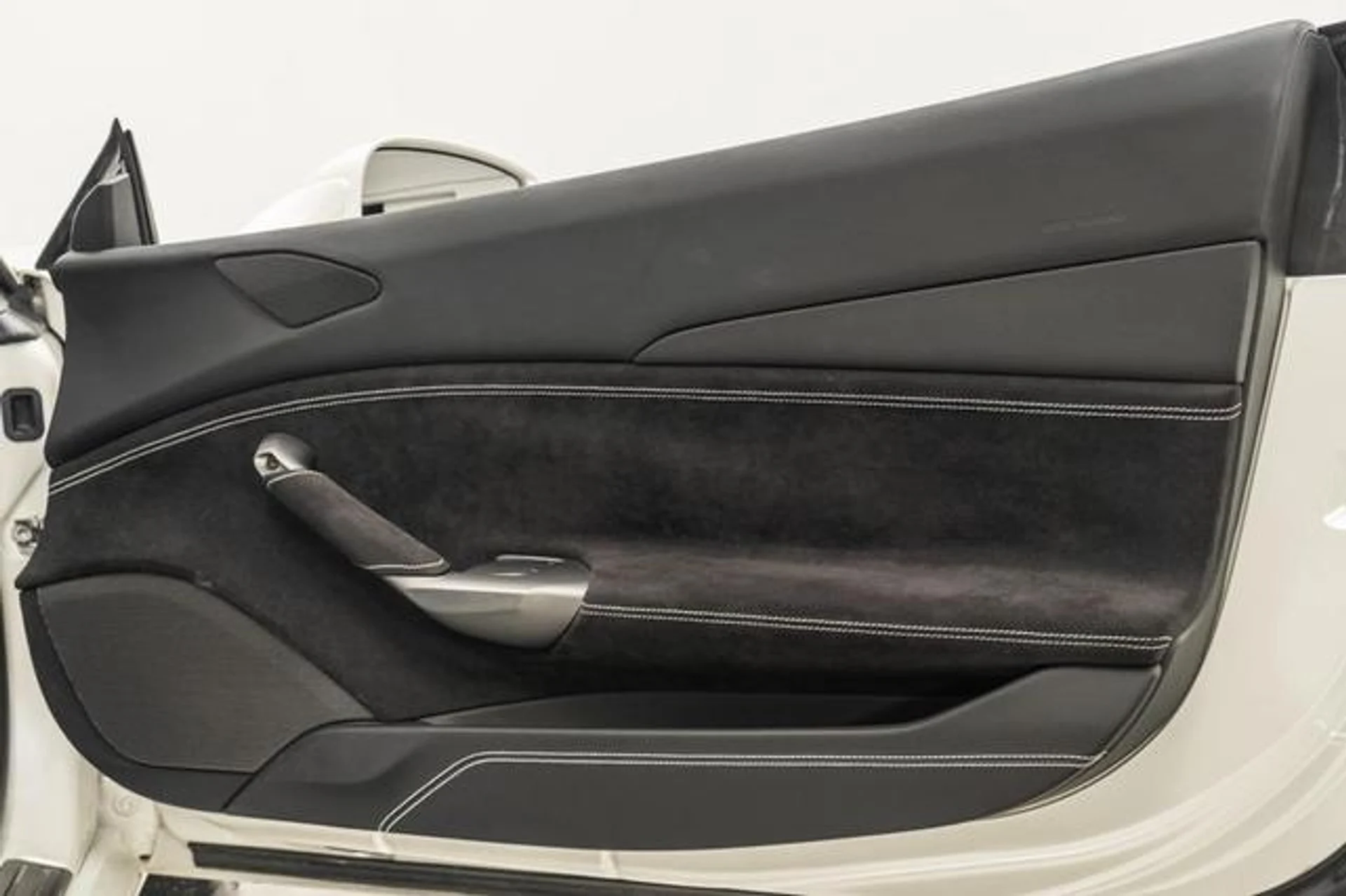 mph045_3411412217_a_Uge_Z_Ewr_AF_8w_M_Nrxg_Y_Ioh_SGW_Hxo_574aaa8abd