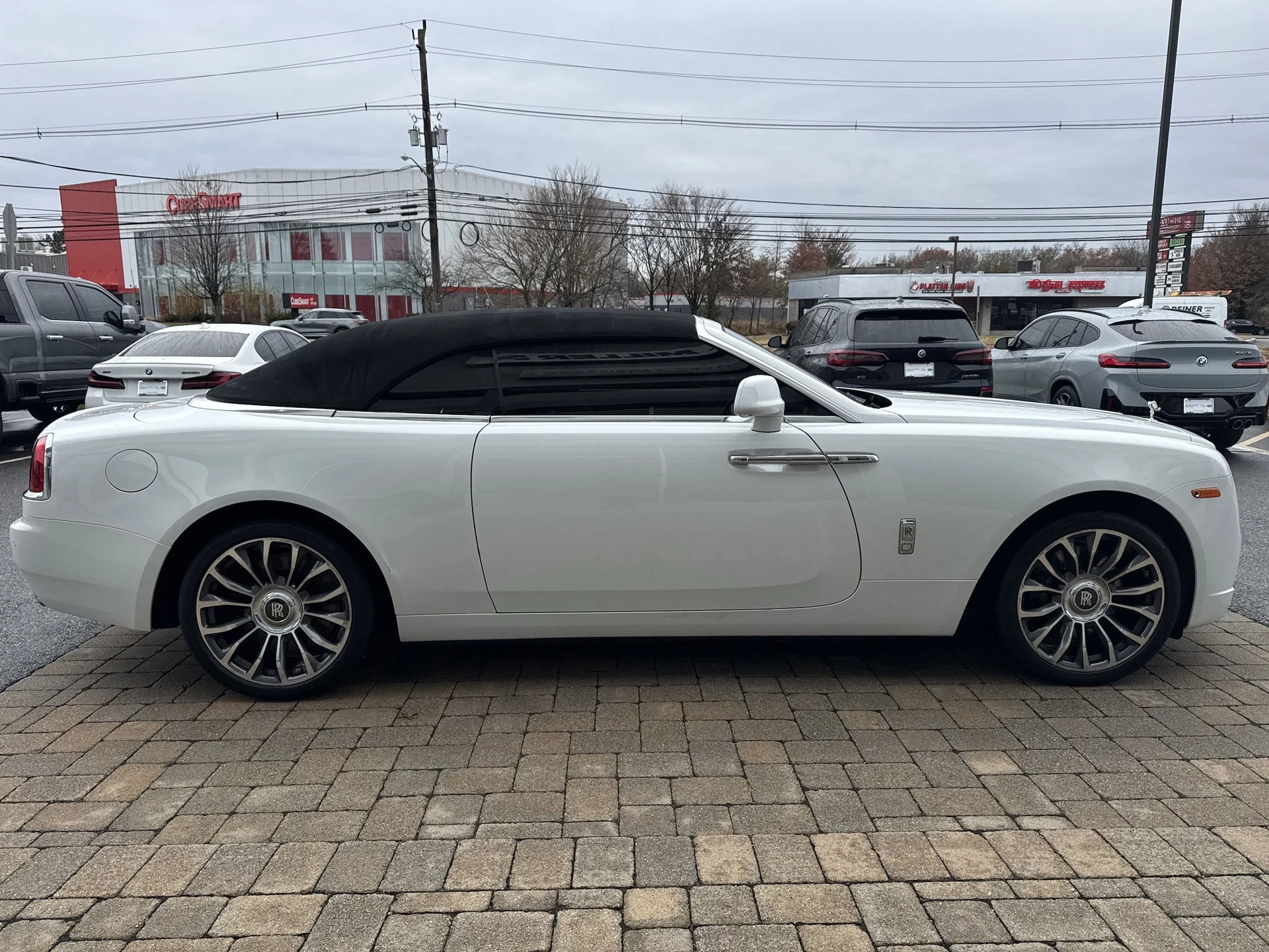 mph045_3412049089_704394b37e5fc460d2fe962830f07484x_9cfc1f5554