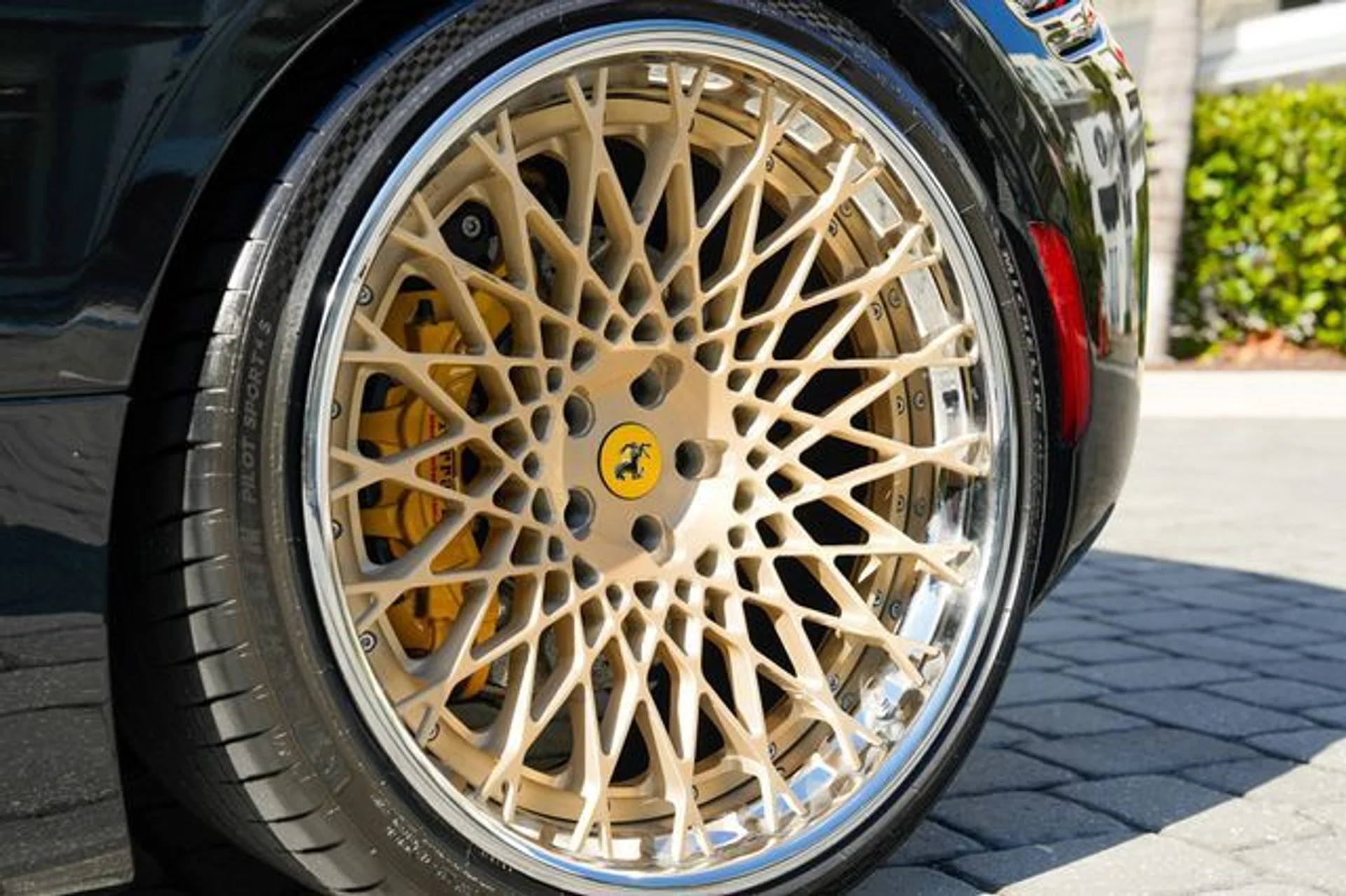 mph045_3415134582_22998025_46_3933f7e5d3