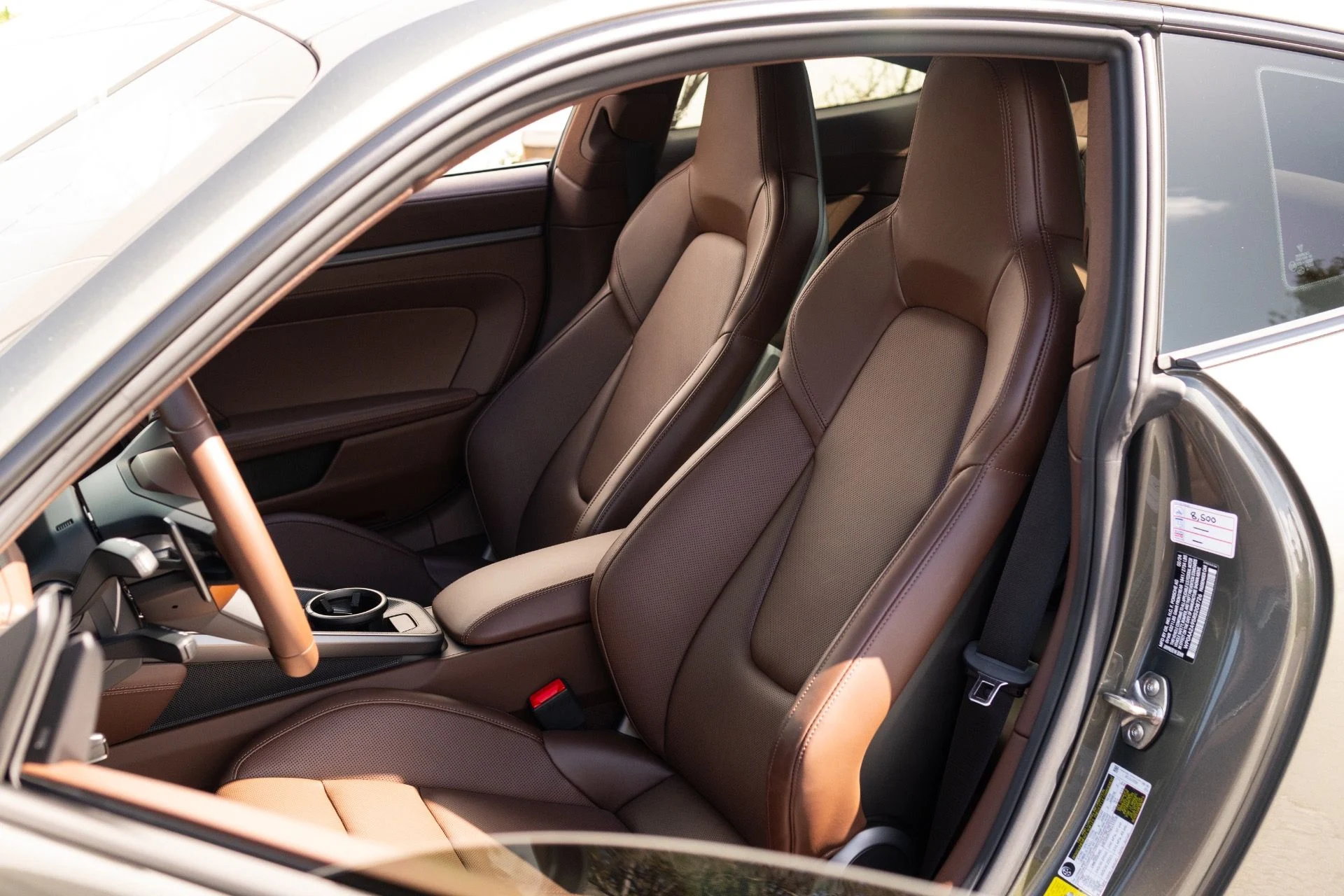 mph045_3415306535_Used_2024_Porsche_911_Carrera_1772817798_87adf60826