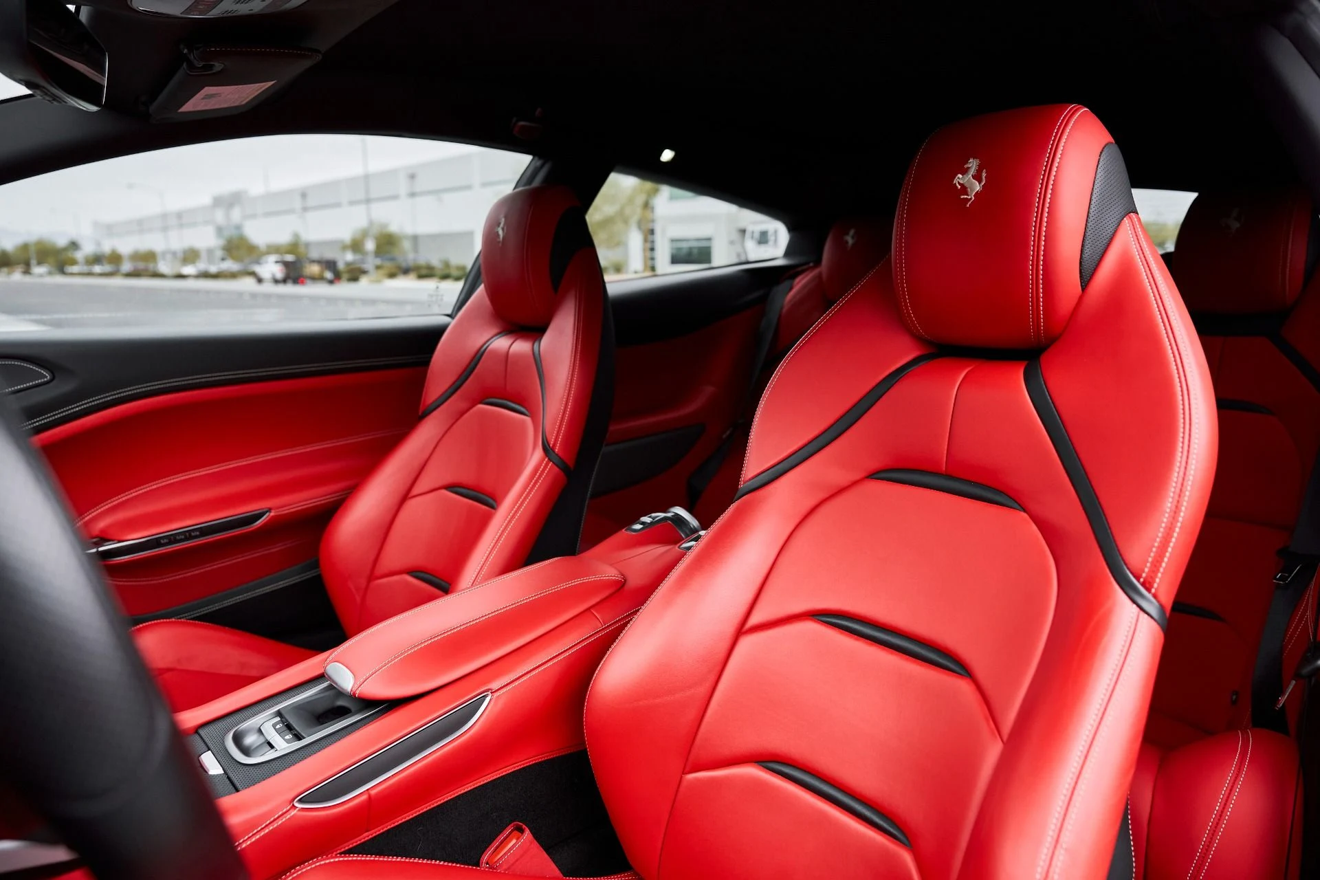 mph045_3436905182_Used_2020_Ferrari_GTC_4_Lusso_T_1766785928_5a66fb1d45