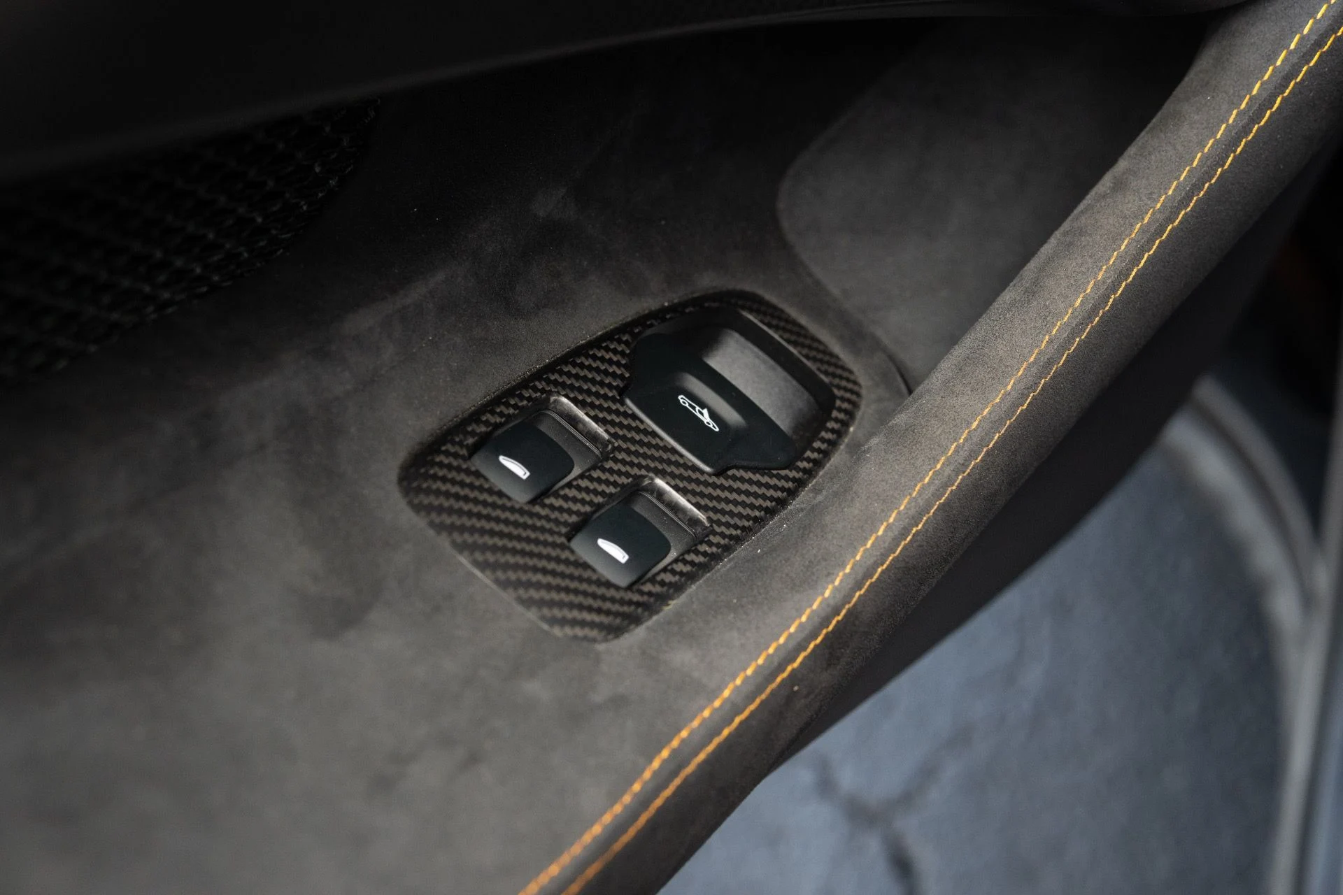 mph045_3448354318_Used_2019_Mc_Laren_600_LT_1772565538_f73a137660