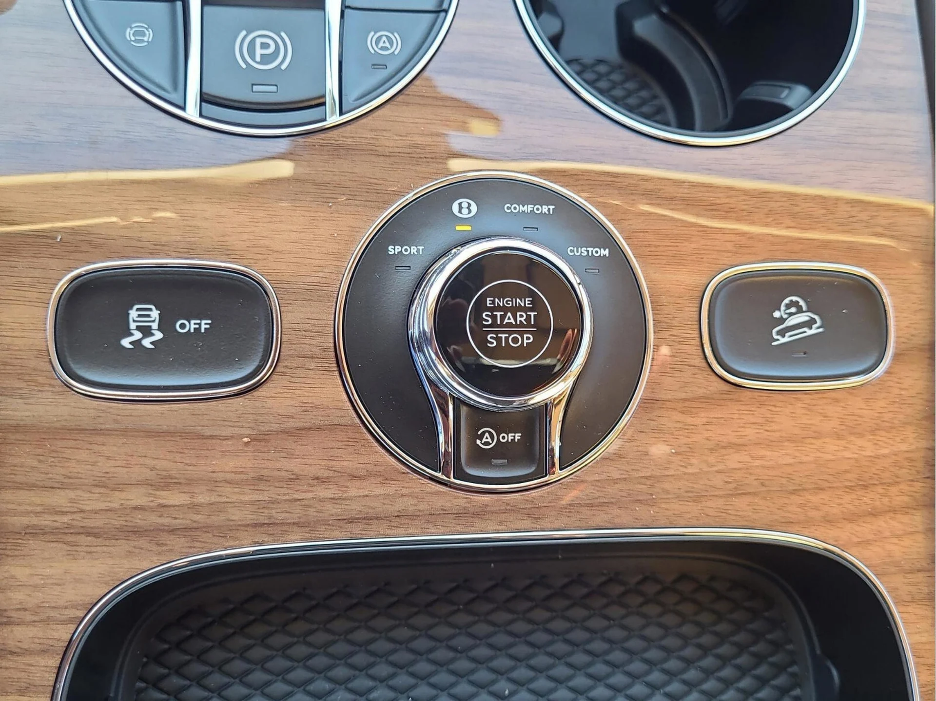 mph045_3461301604_3aeed51303baa1af288cd7d0d1c21544x_b96b0a754e