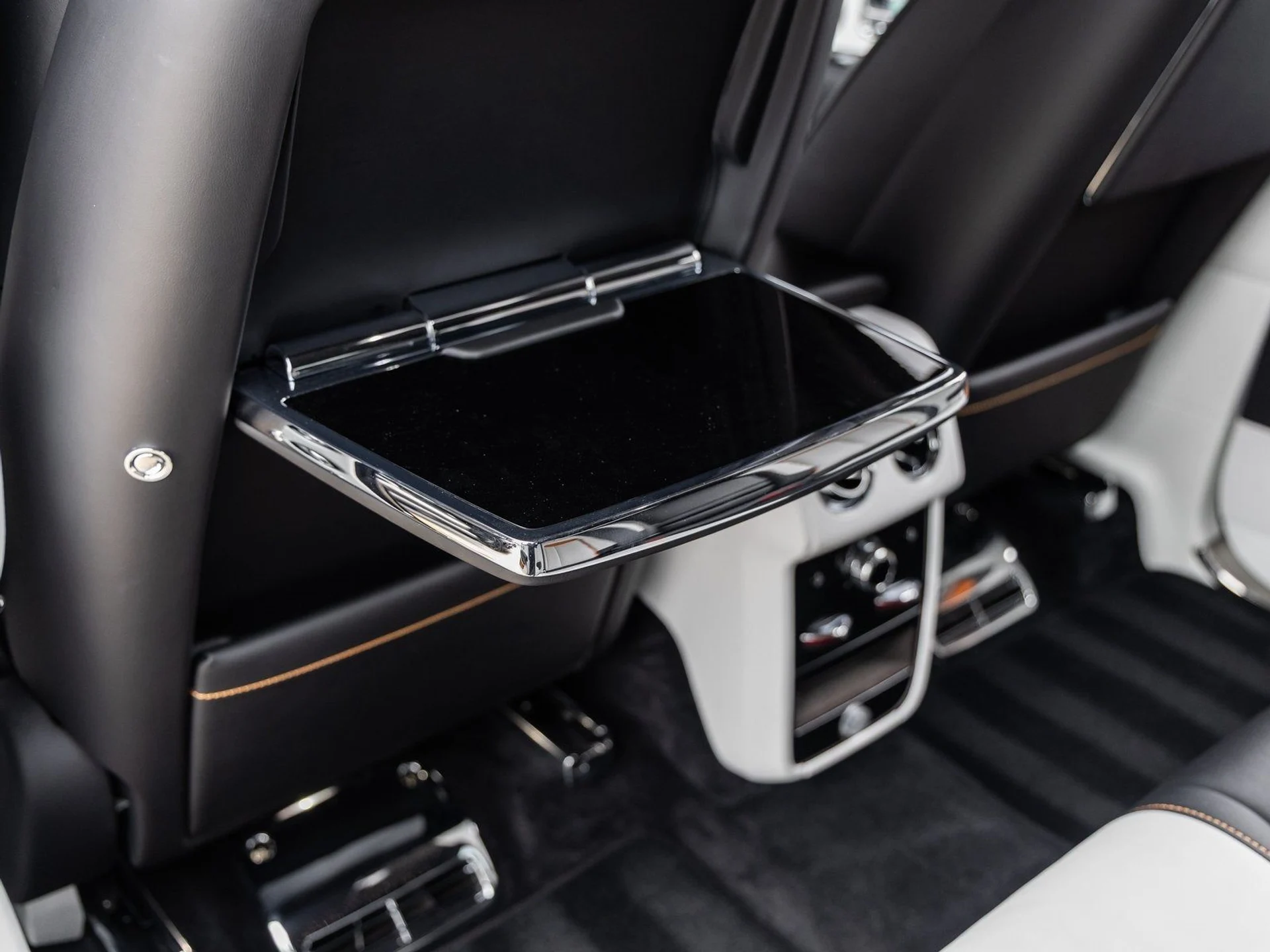 mph045_3465432589_46_371511c22f