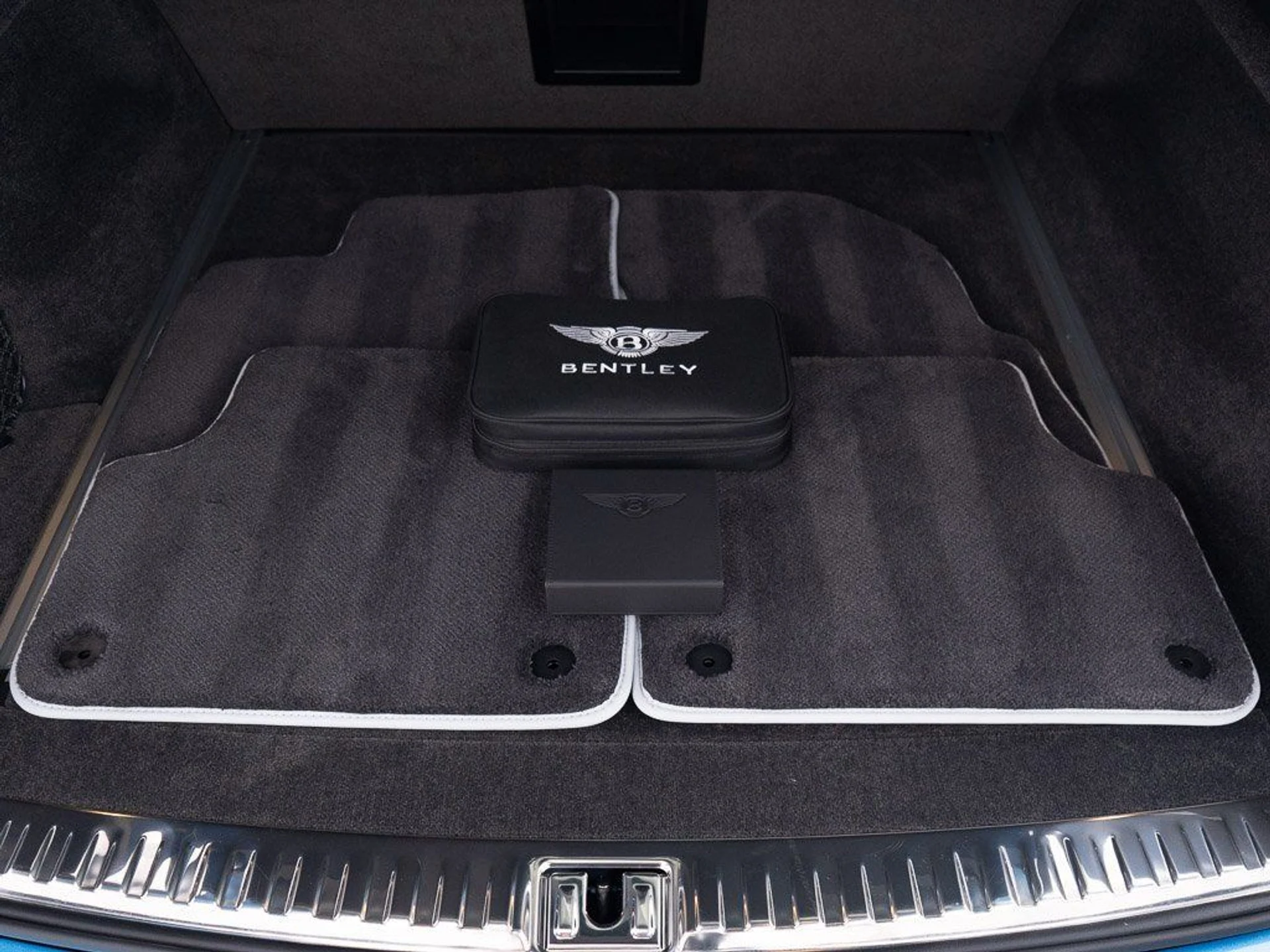 mph045_3466810590_4e42ed52ab61e9f7c92754afb975d7d4_8003f0d577