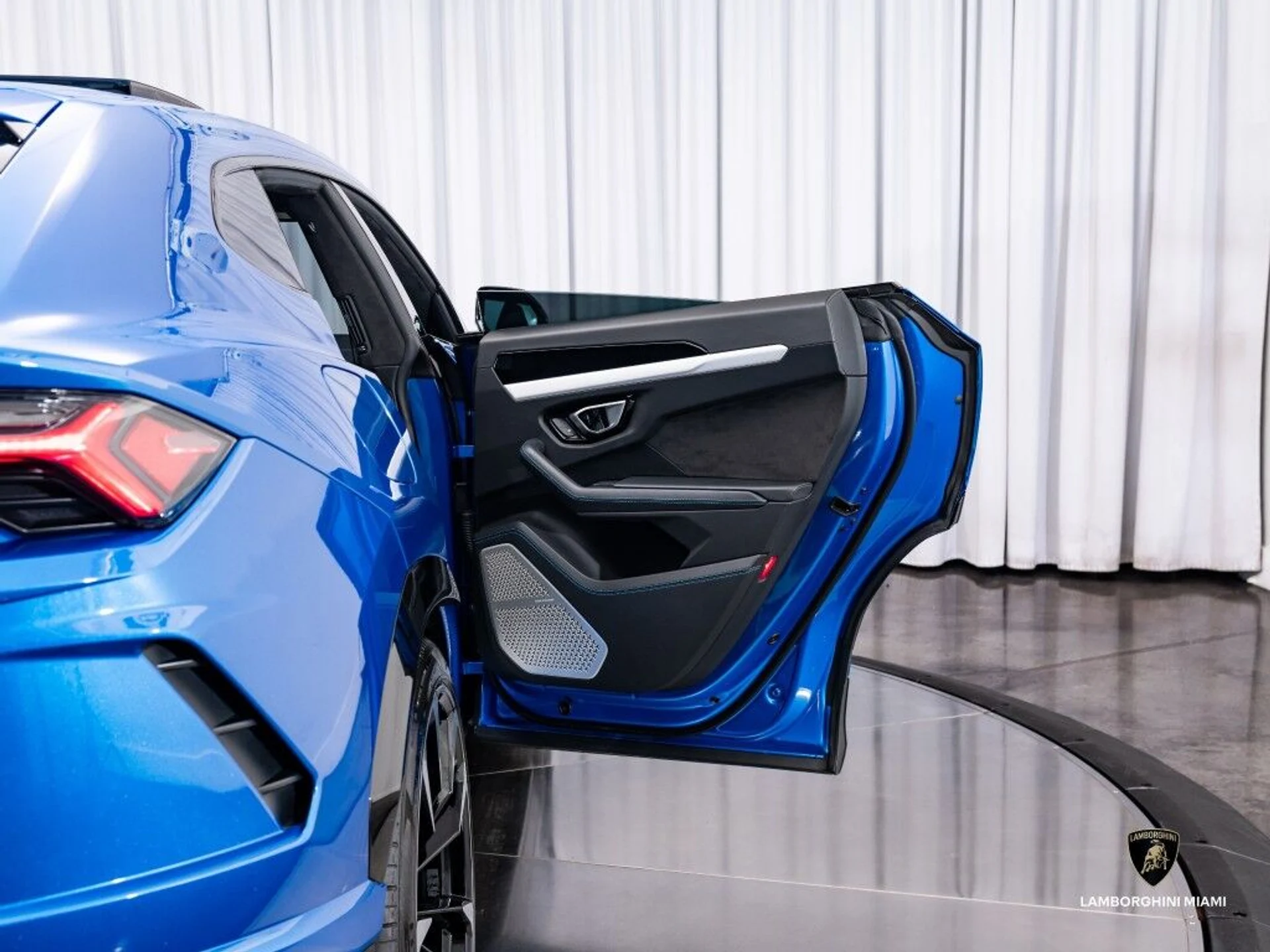 mph045_3468560774_0a33b79fab1c7b24d504ff8bbaa05e35_3e482c1f27