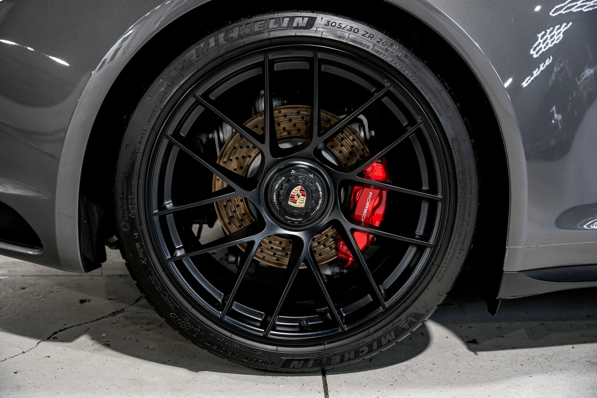 mph045_348950689_8650609c449900a018e987859d62745cx_e96bf20472