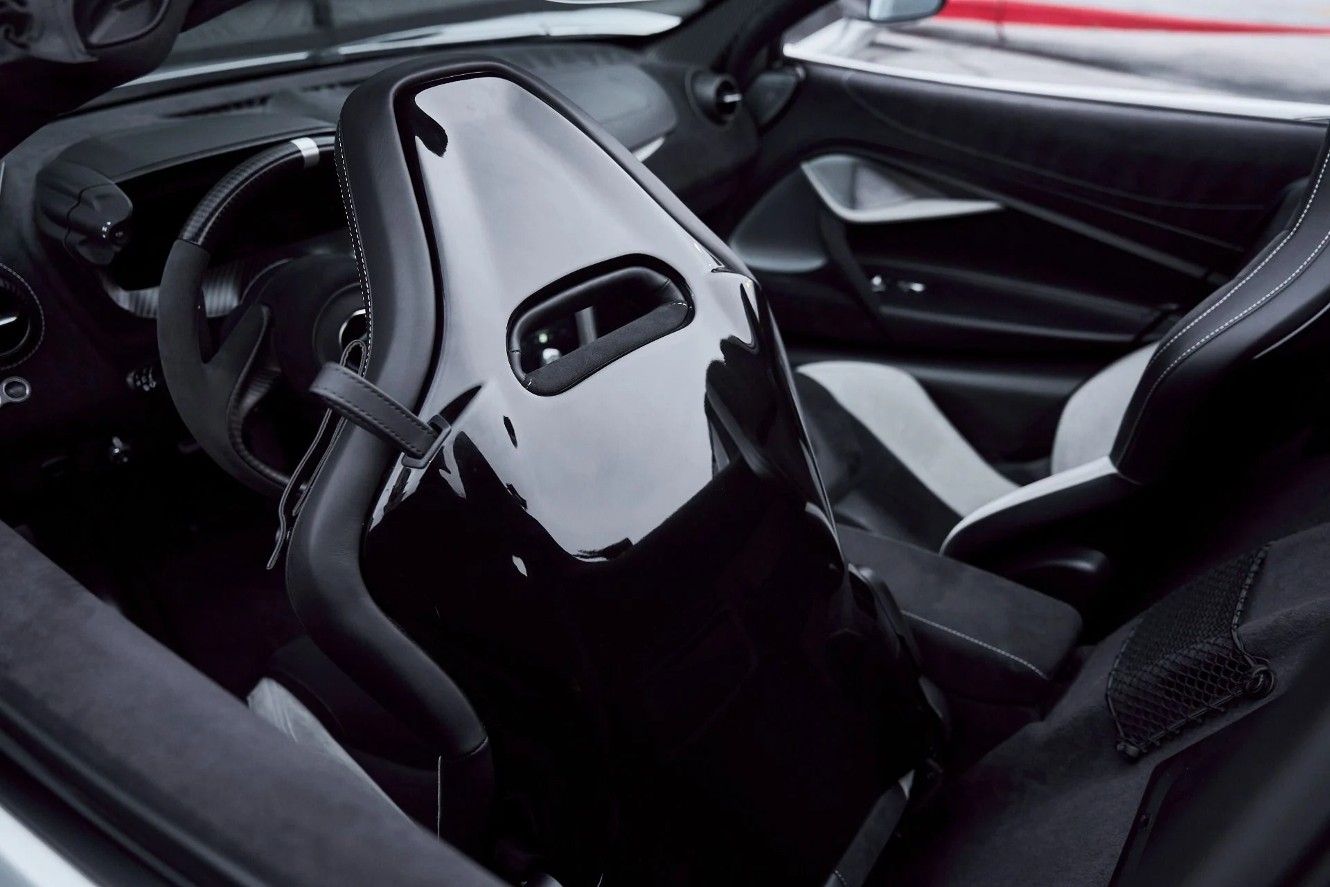 mph045_350630708_Used_2024_Mc_Laren_750_S_1767753299_1b5bc83d40