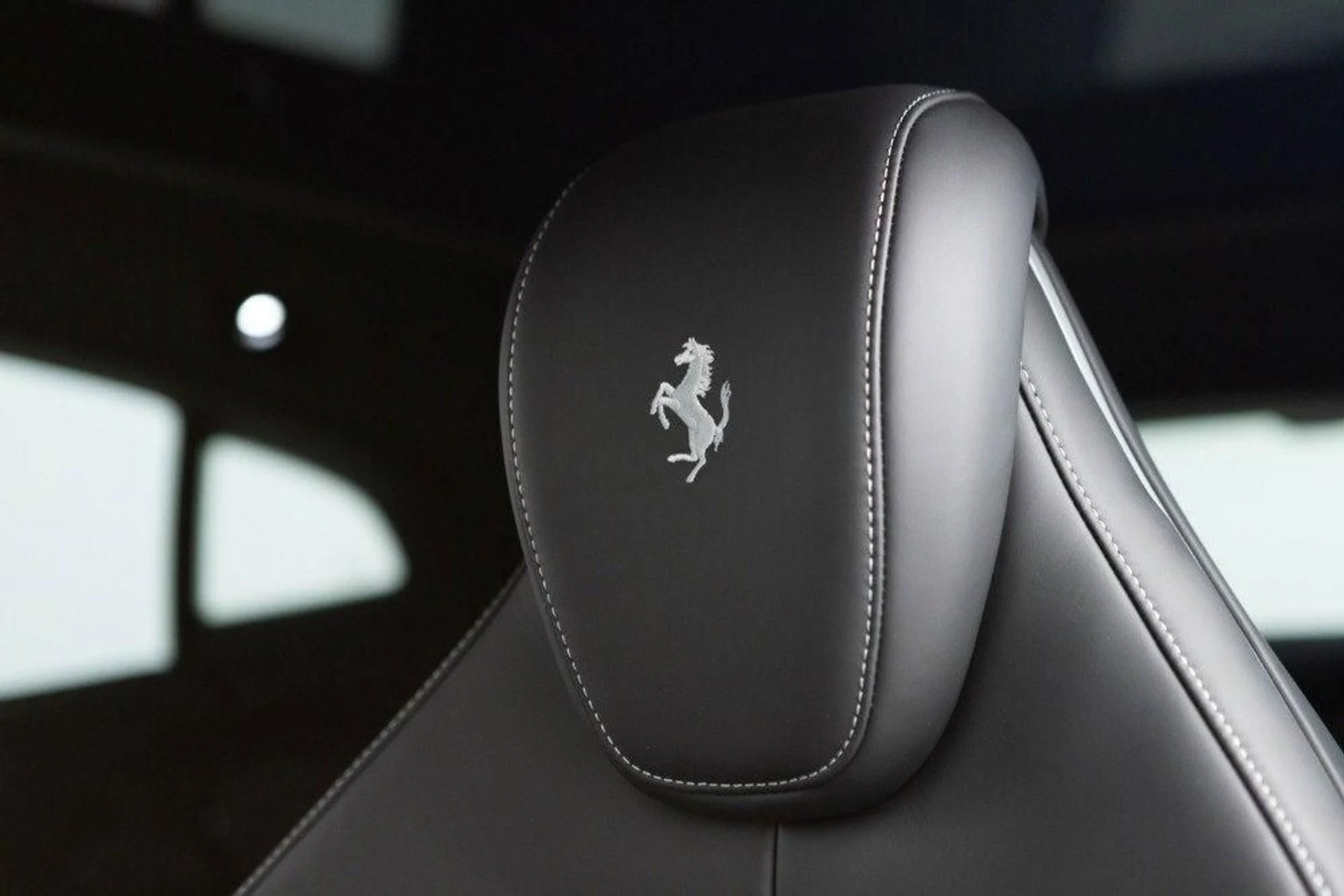 mph045_3507950519_Used_2025_Ferrari_Purosangue_1777382827_b2e35f51f1