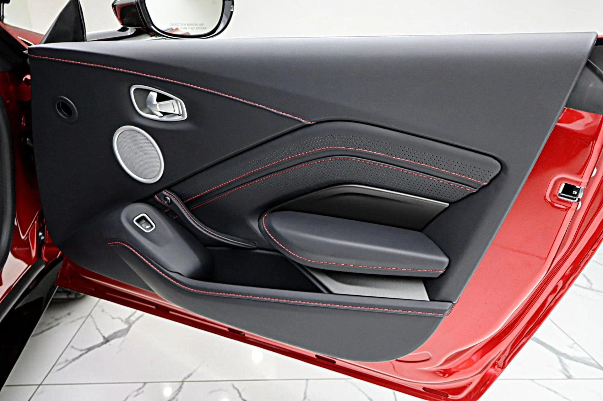 mph045_3523235818_Used_2023_Aston_Martin_Vantage_Coupe_881d08f740
