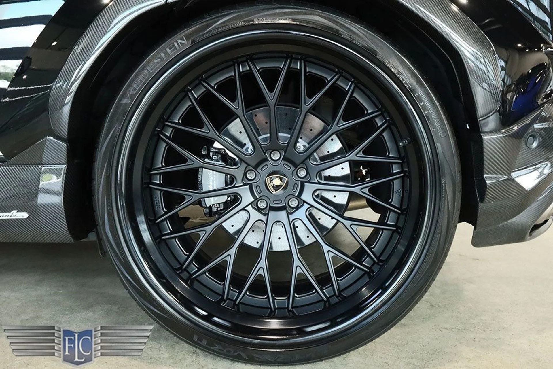 mph045_3525708755_used_2023_lamborghini_urus_performanteawdessenzascv12_9689_22954782_46_1024_795d5bd67d